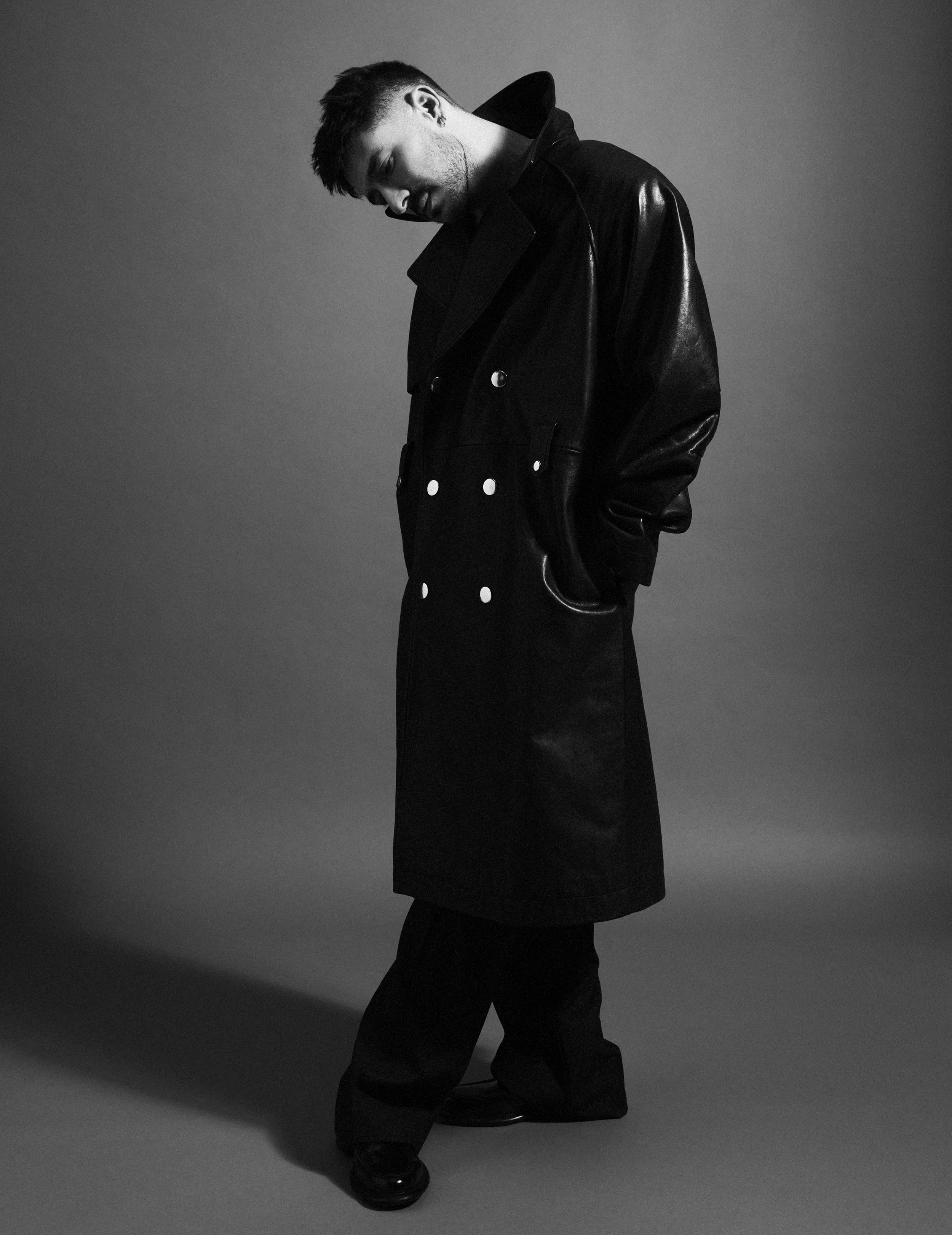 ME_290_MAT_MUMFORD_SHOT_07_1112.jpg