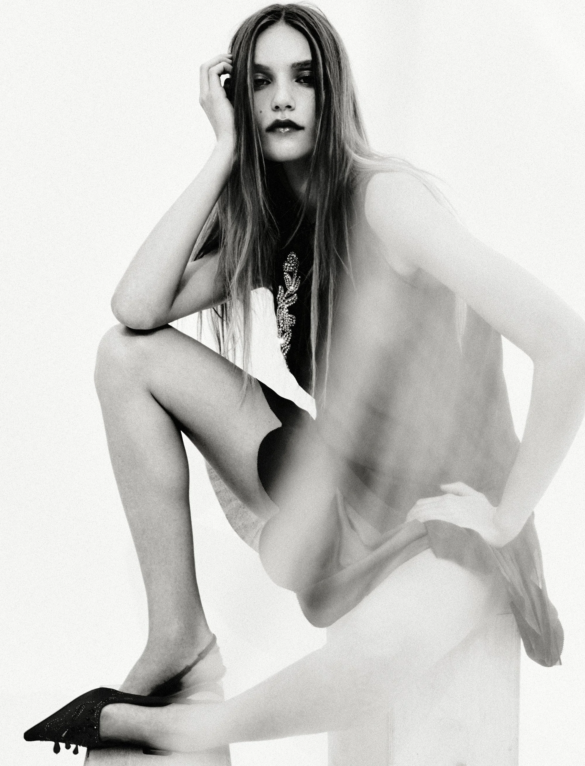 ME_301_NUMERO_263_SHOT_12_2541_V1_LR.jpg