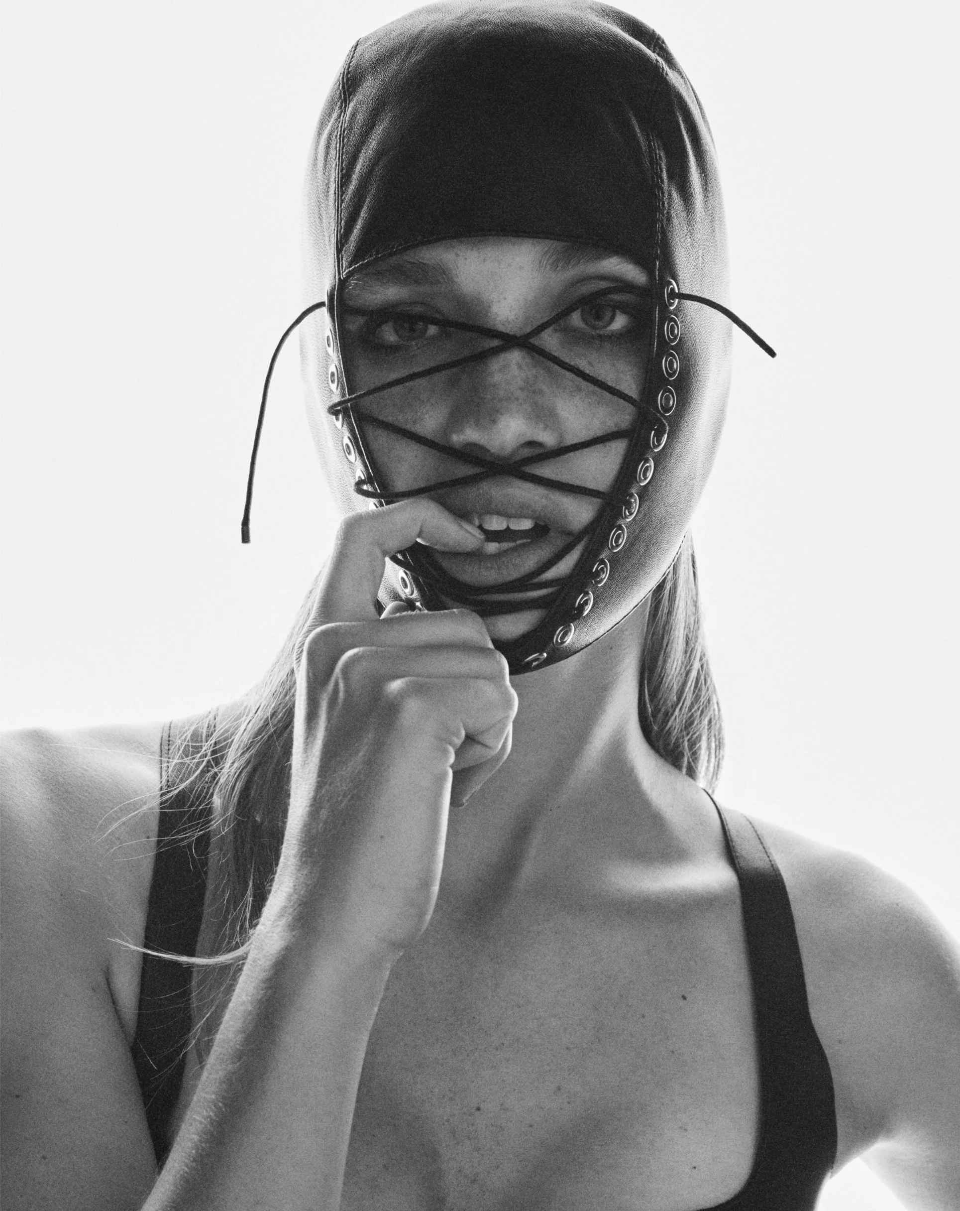 ME_242_CAP74024_RL_SHOT_11_045_ V2_HR.jpg