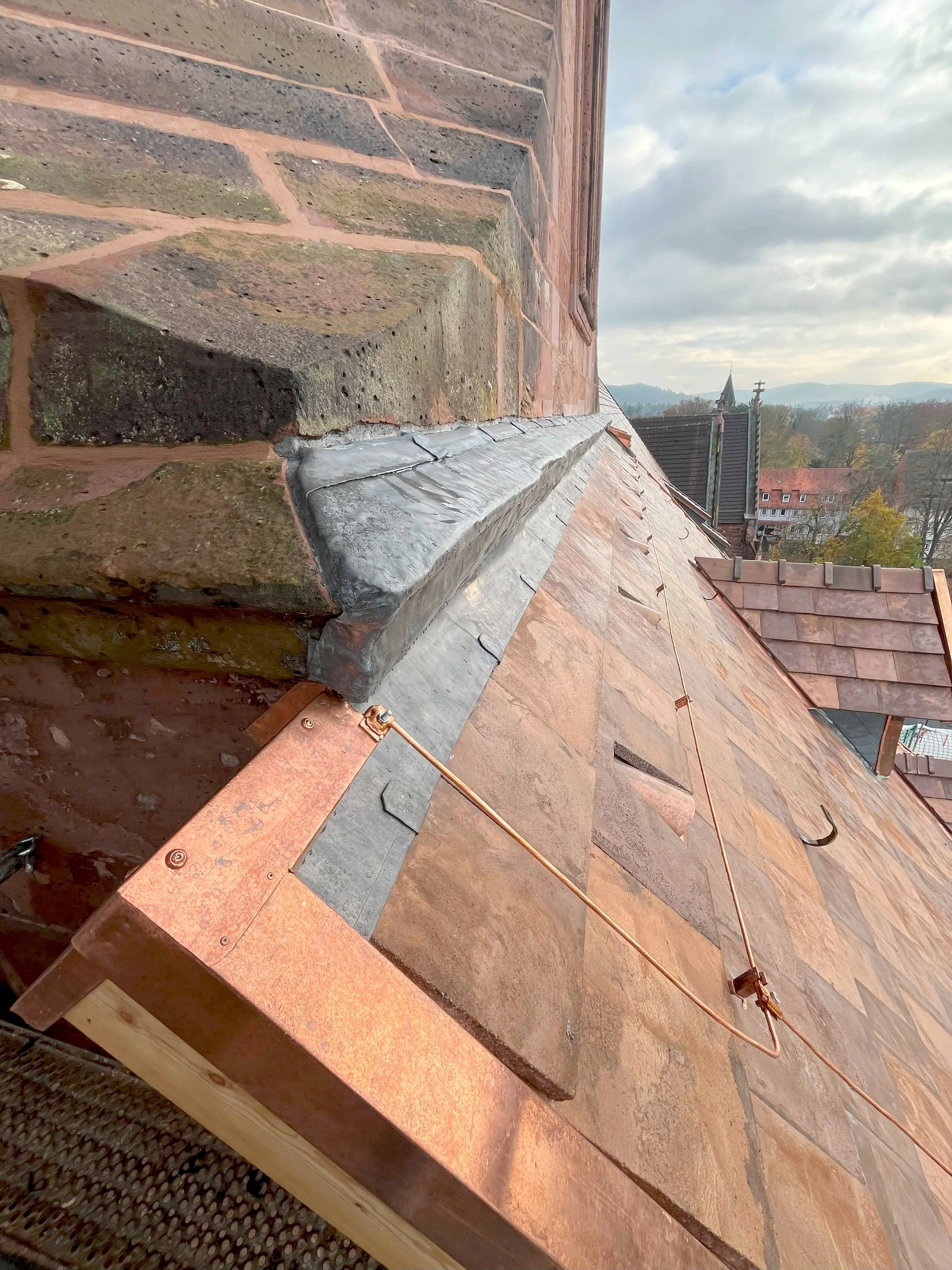 Münsterkirche Einbeck First 2_retusche.jpg