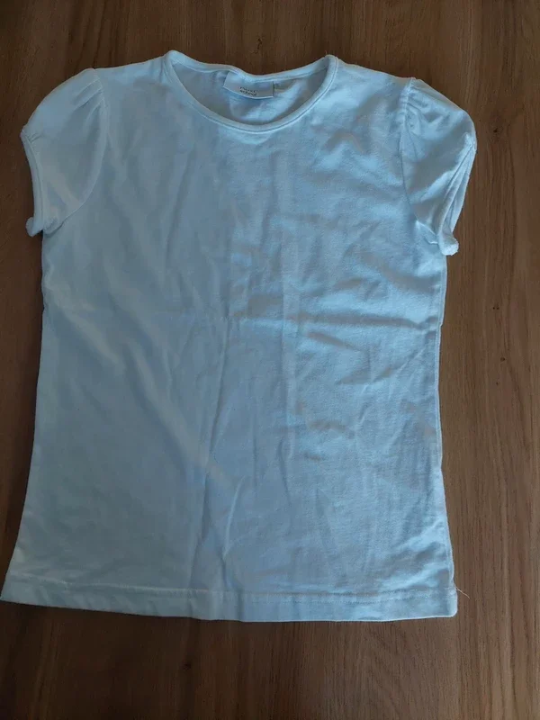 Girls T-shirt. White. 10y. Next