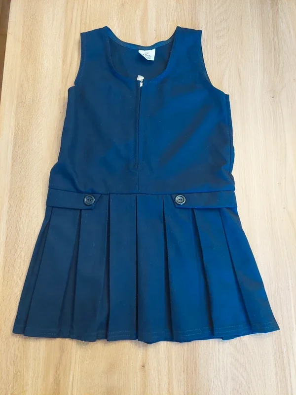 Pinafore, Navy blue. 4-5y