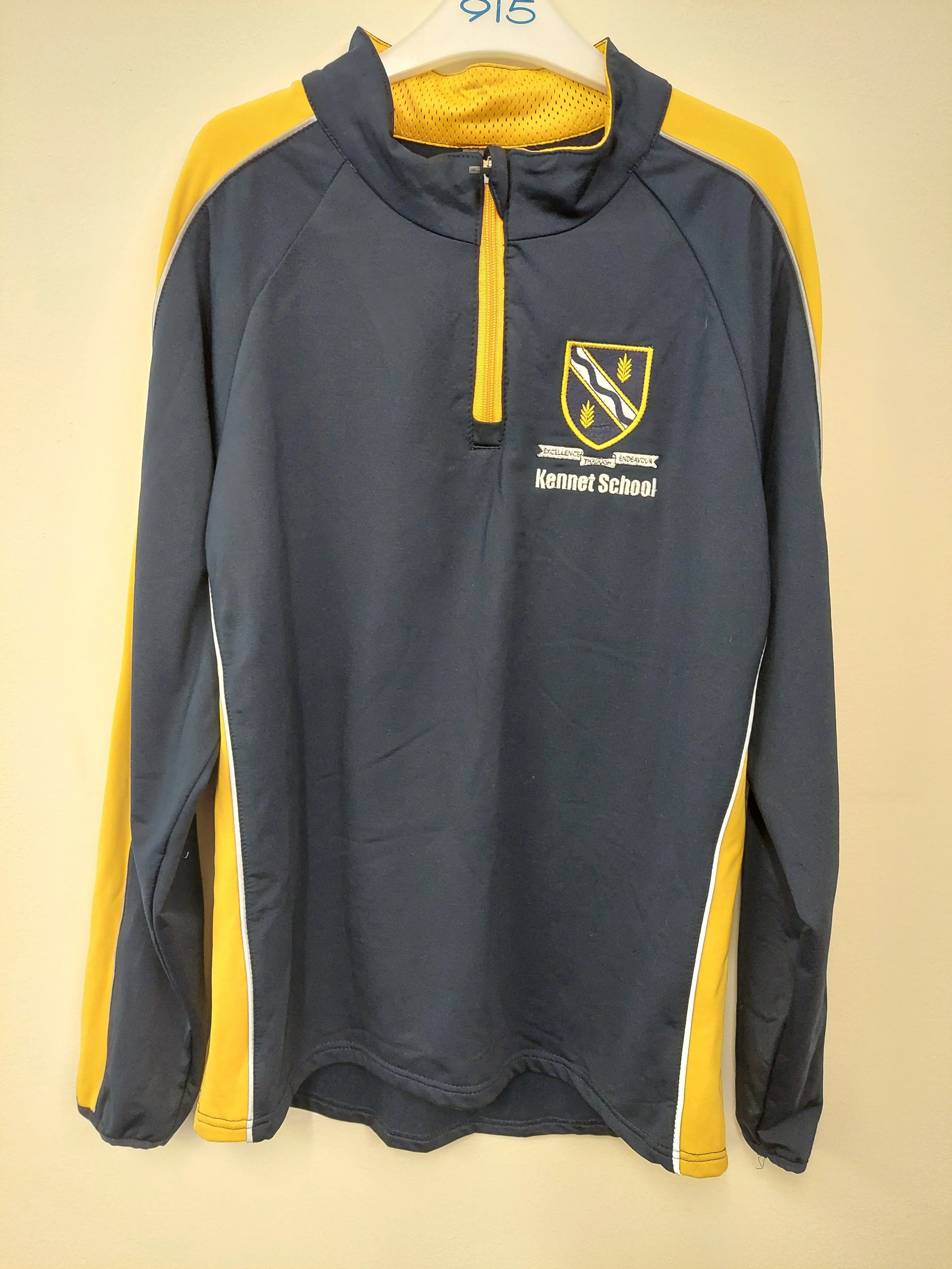 Kennet sports zip top