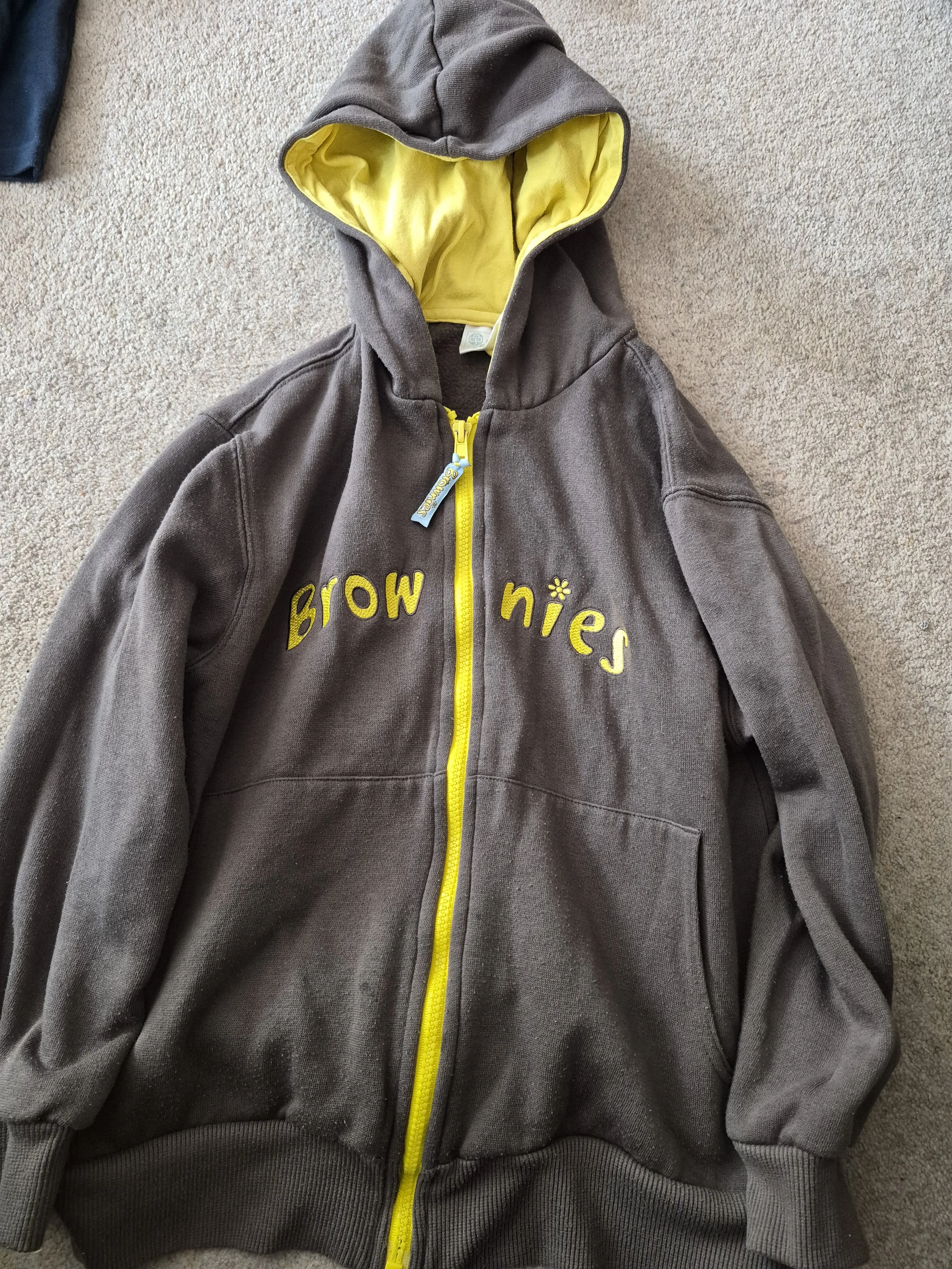 Brownies Hoodie. 34"