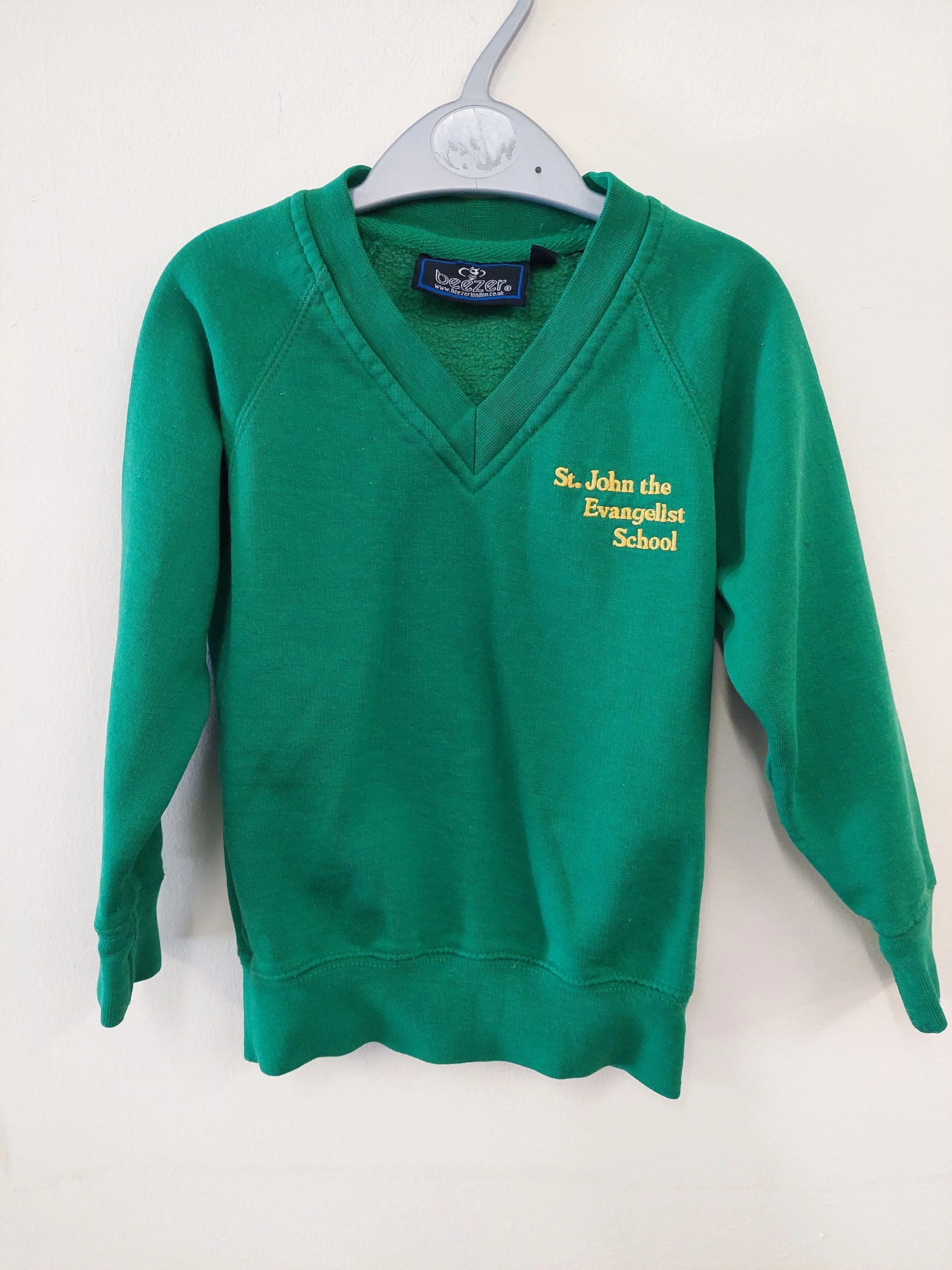 St Johns v-neck jumpers