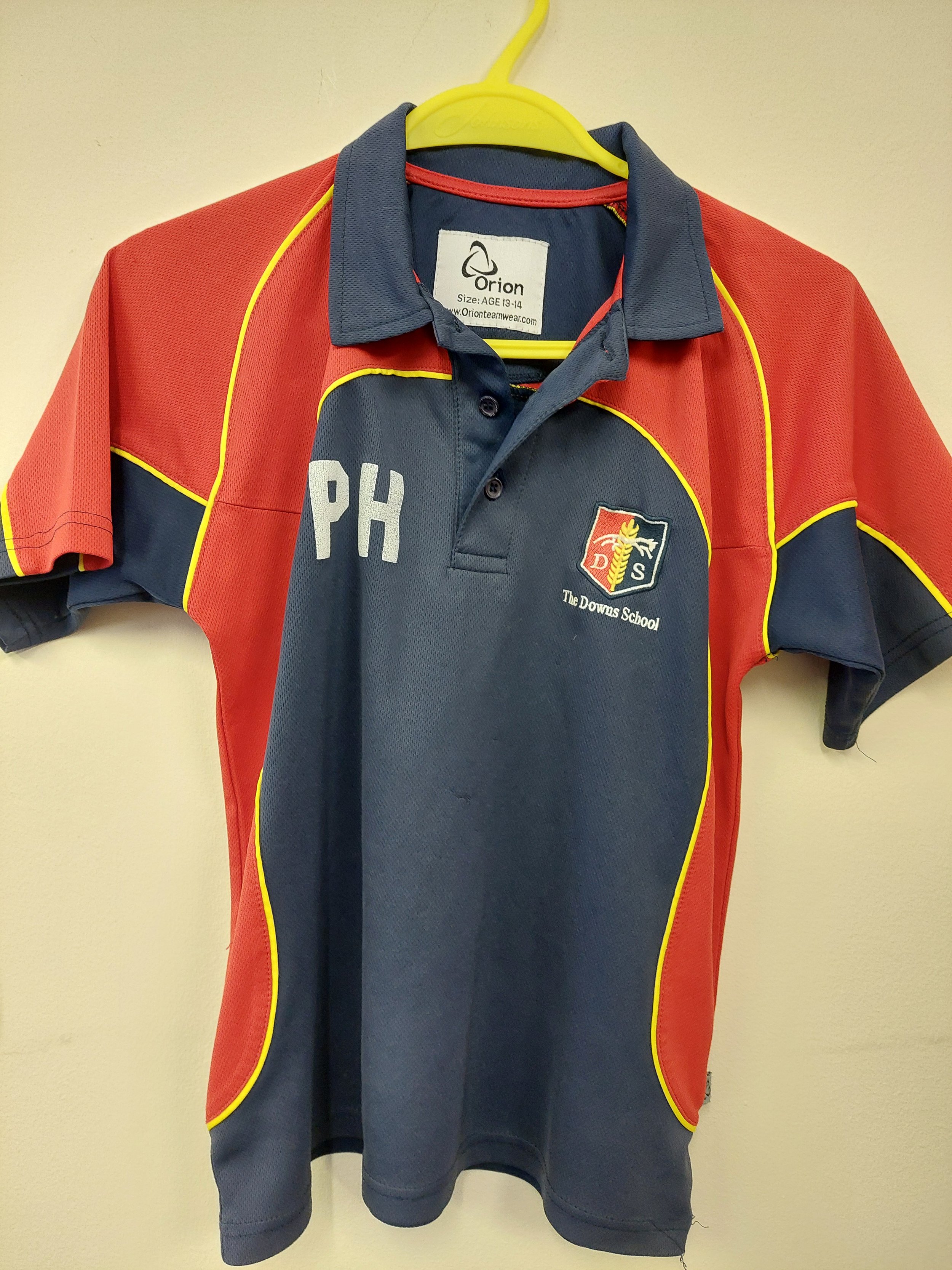 The Downs PE top