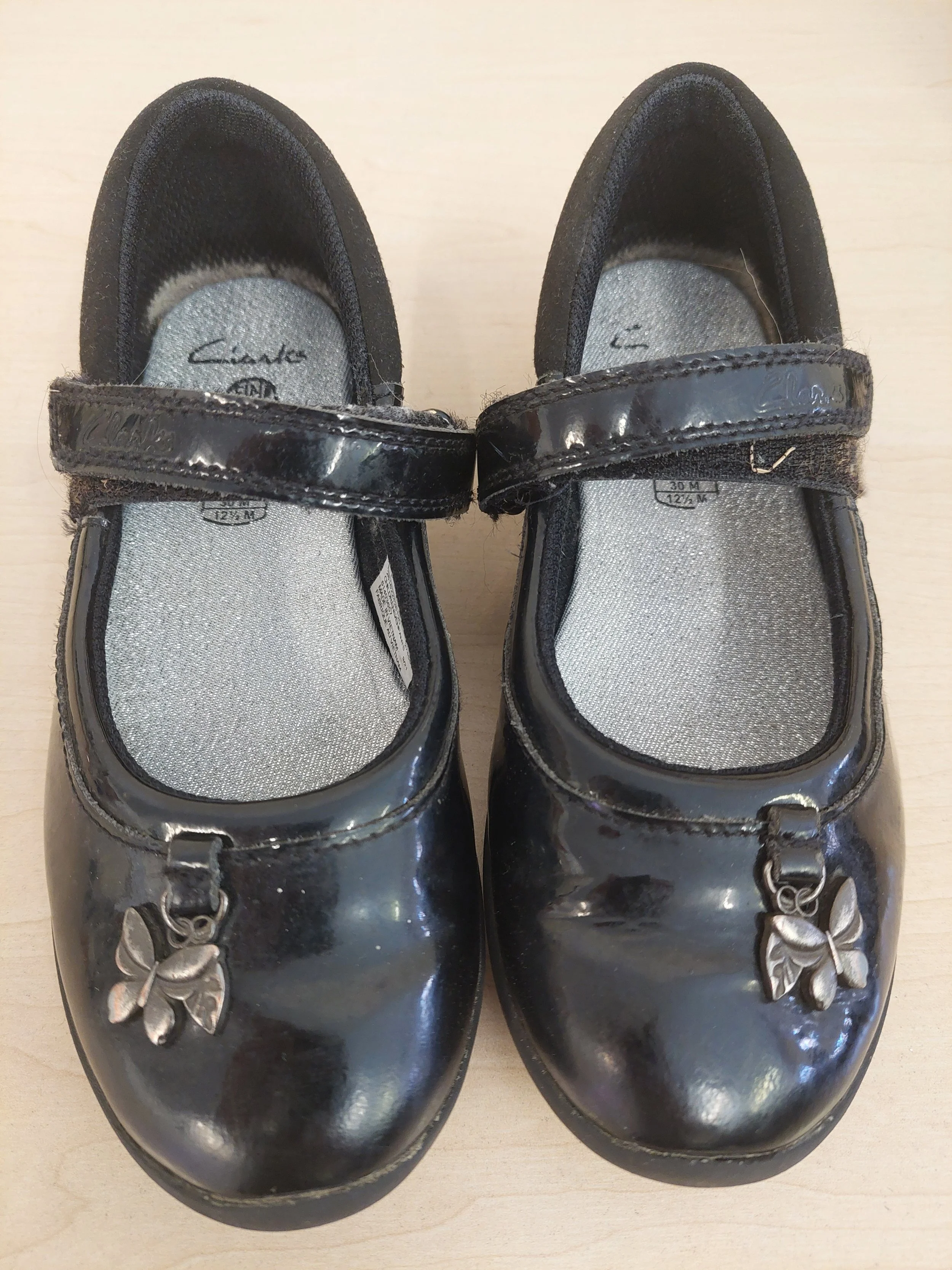 Girls shoes. Black 12F