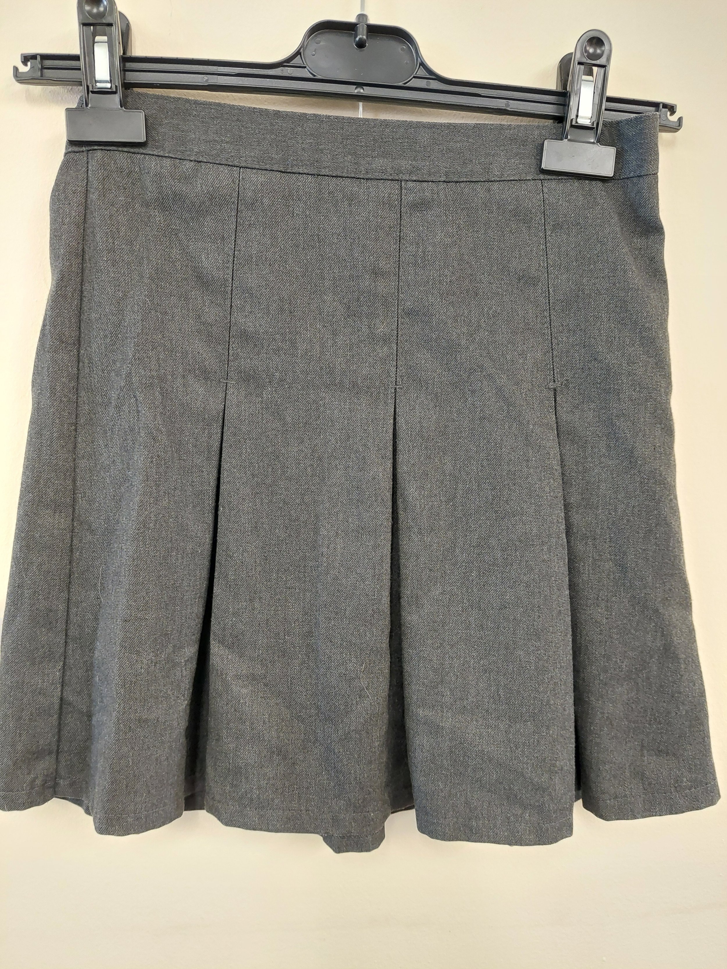 Grey multi-pleat skirts
