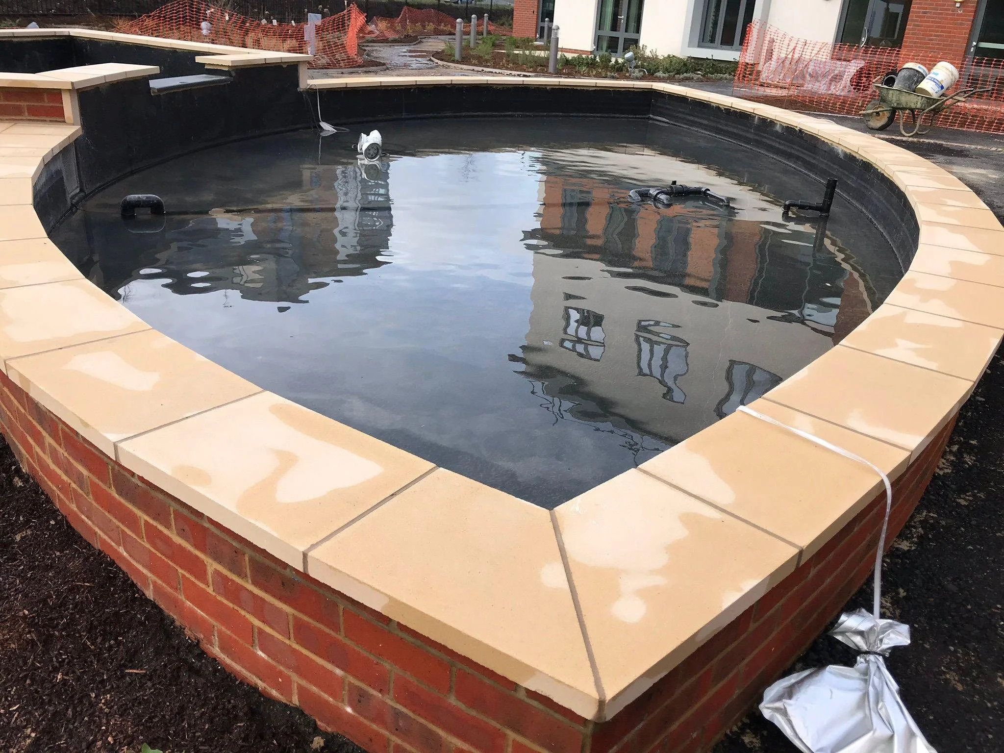 Oranssi project: studio shed