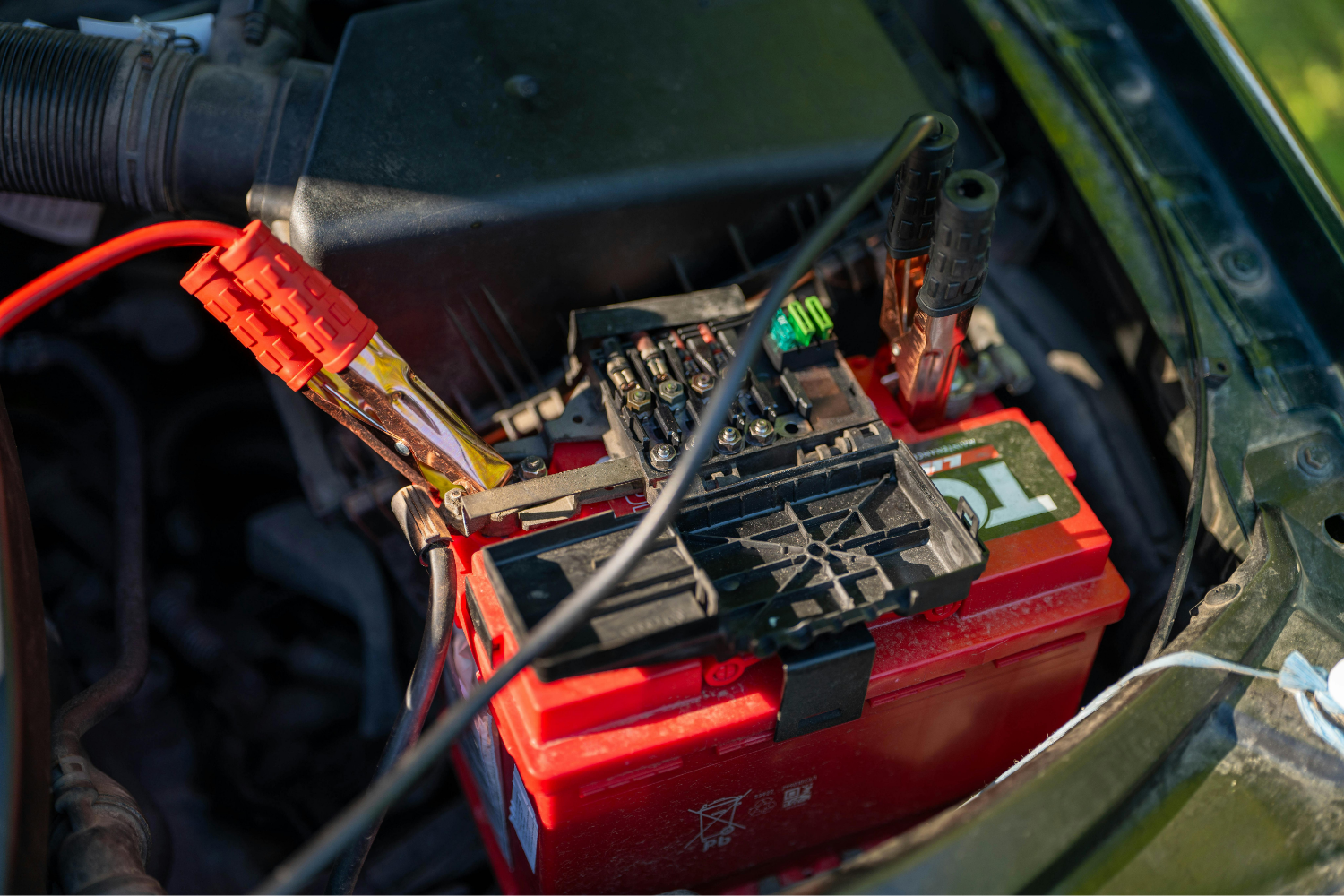 Why Professional Jump Start Services Protect Your Vehicle’s Electrical System