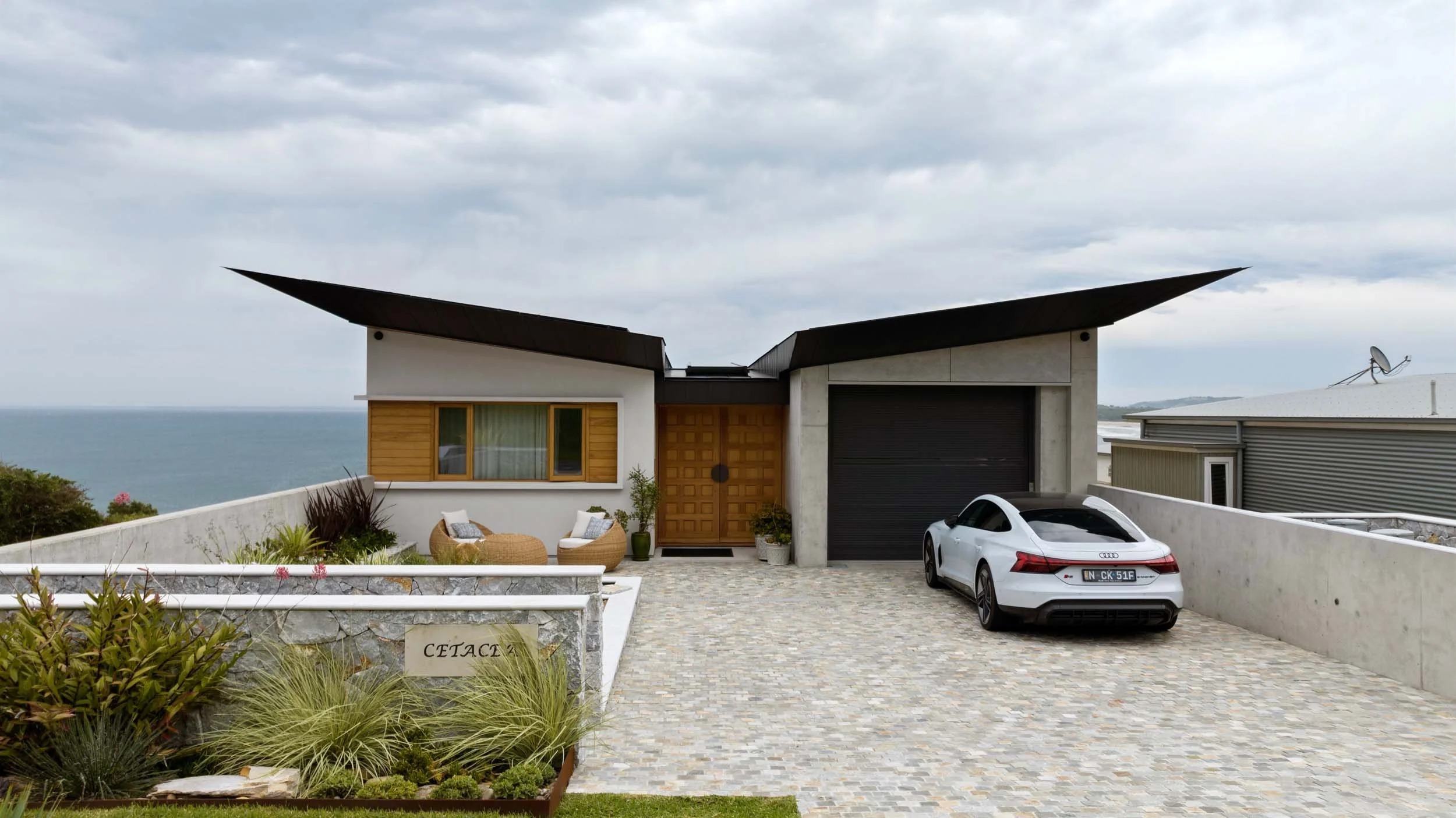 zoto-modern-home-exterior-driveway.jpg