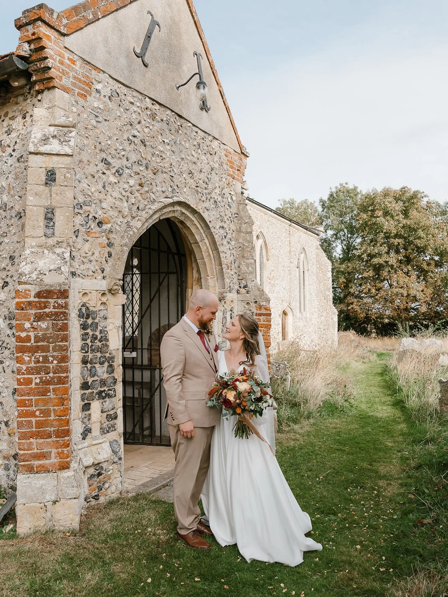 A day filled with love, laughter, and the most beautiful moments ✨ From the intimate vows in a charming countryside church to joyful celebrations surrounded by friends and family, this wedding was pure magic. 🌿💍🍾

So grateful to have captured ever