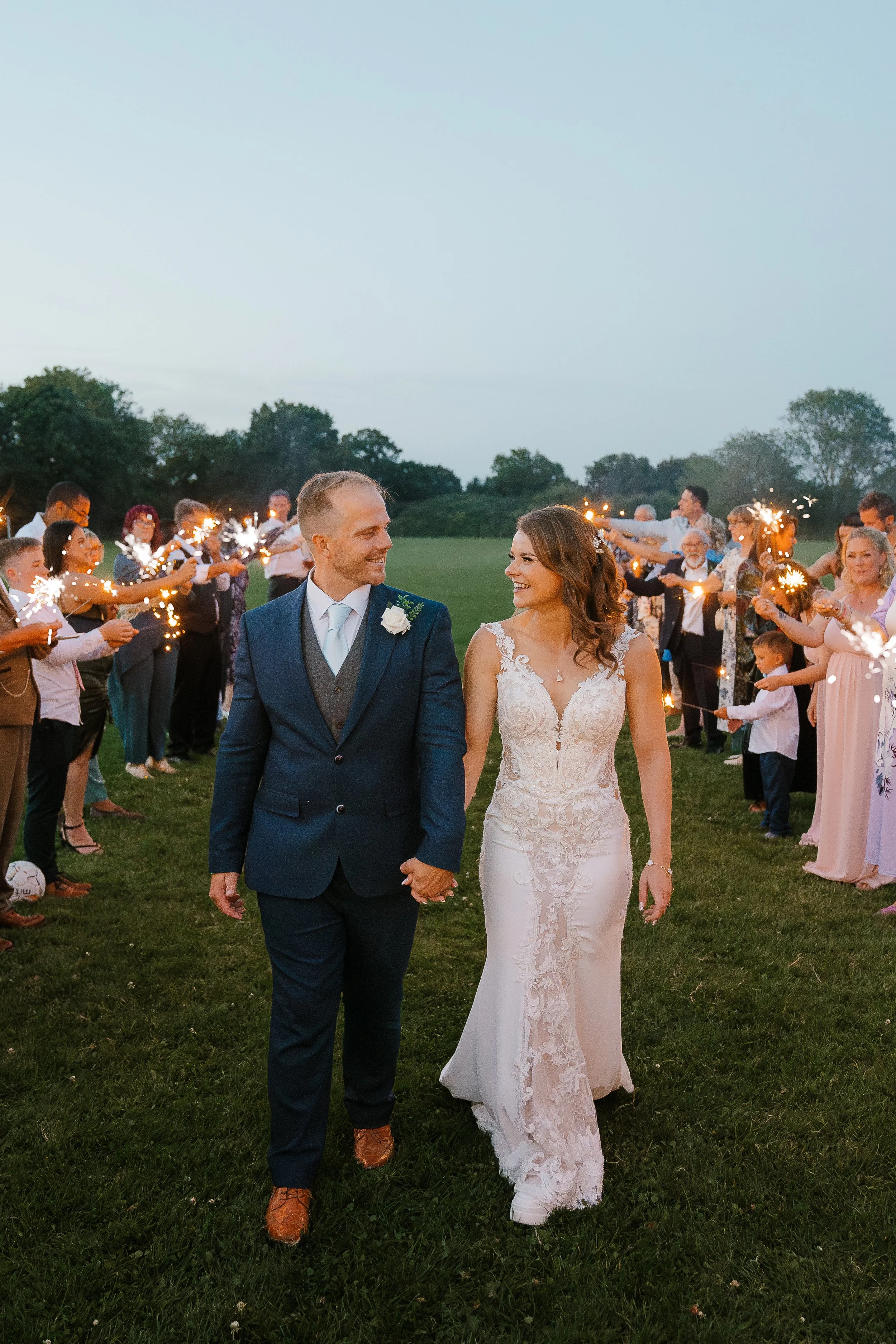 ReanaSyvlvanaNorfolkWeddingPhotographer (33).jpg