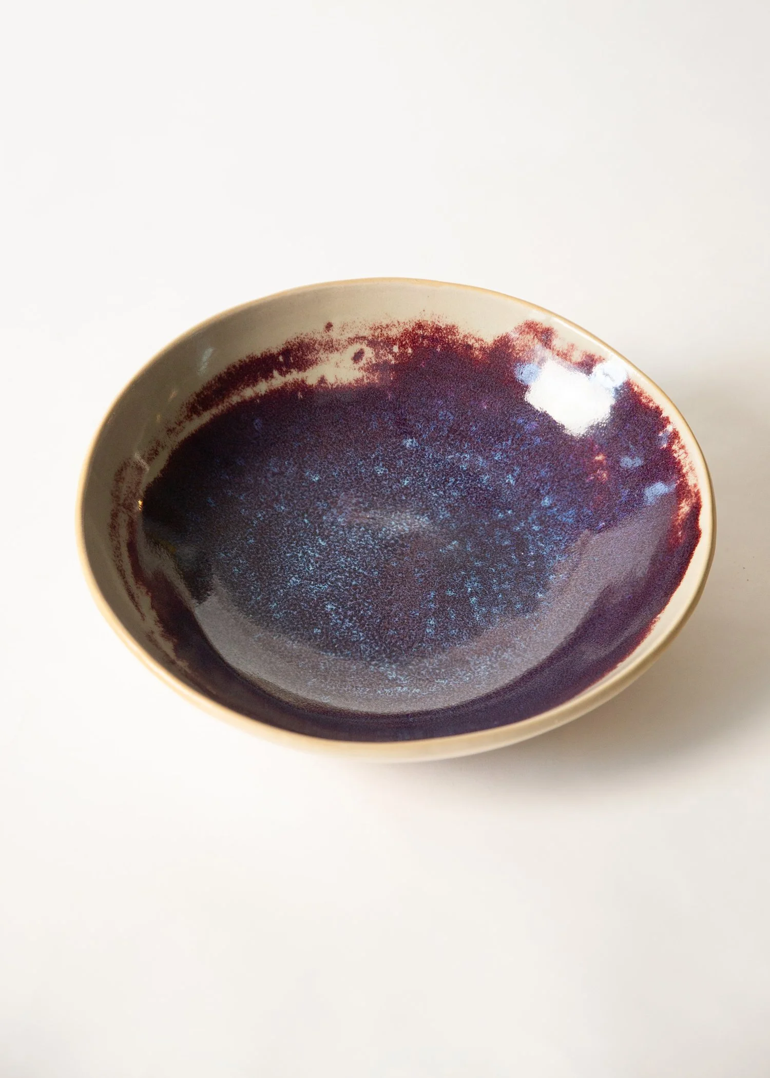 large-stoneware-bowl-burgundy