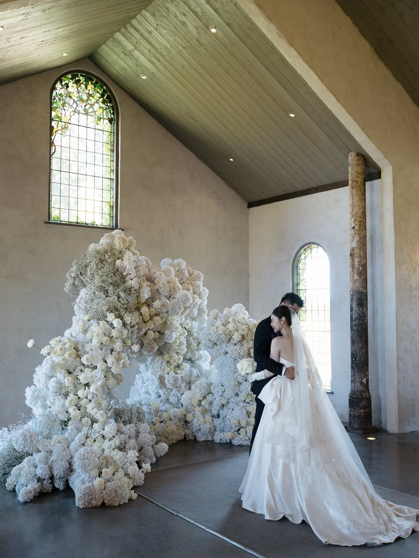 HENRY & CHLOE -Stones of the Yarra Valley