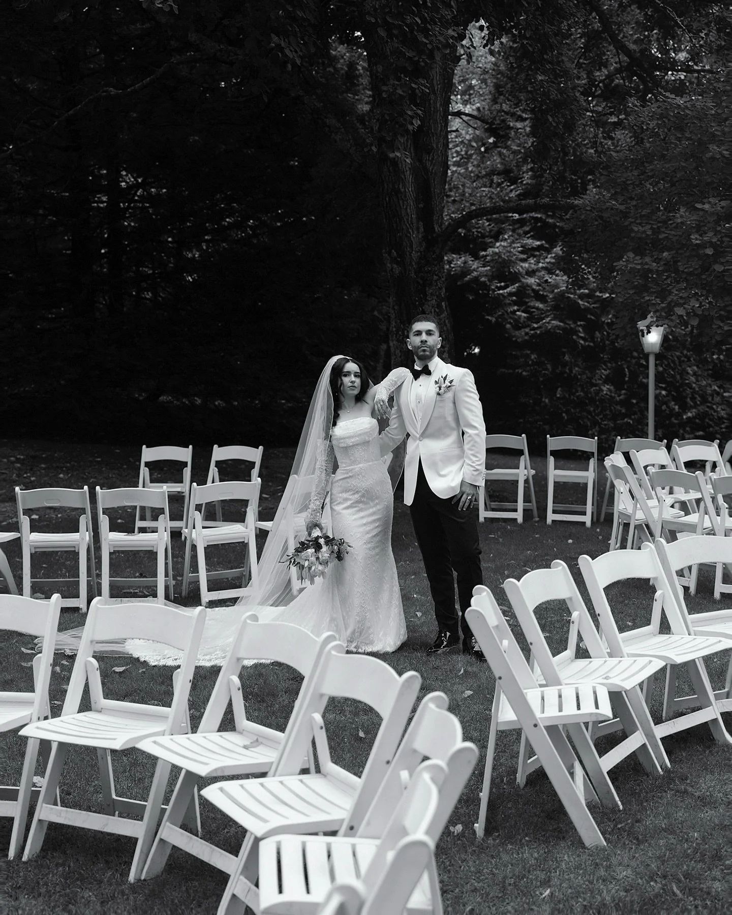 The deep forest-green charm of Tatra Reception, paired with Melbourne&rsquo;s gentle drizzle, created pure magic. 🌿
A wedding that felt less like a photoshoot and more like the pages of a luxury editorial&mdash;timeless, romantic, and beautifully re
