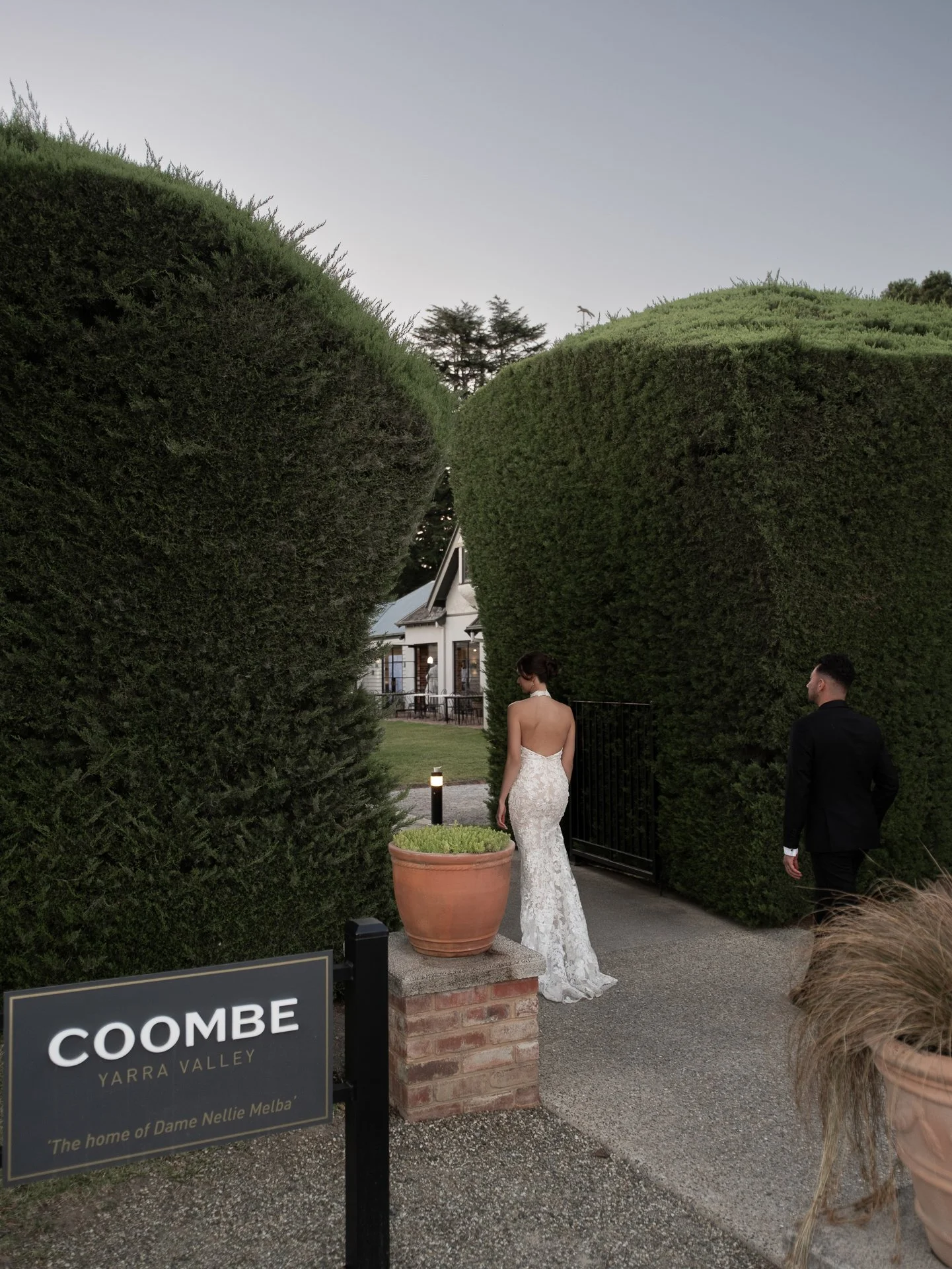 TIFFANY & SHAKIB - COOMBE YARRA VALLEY