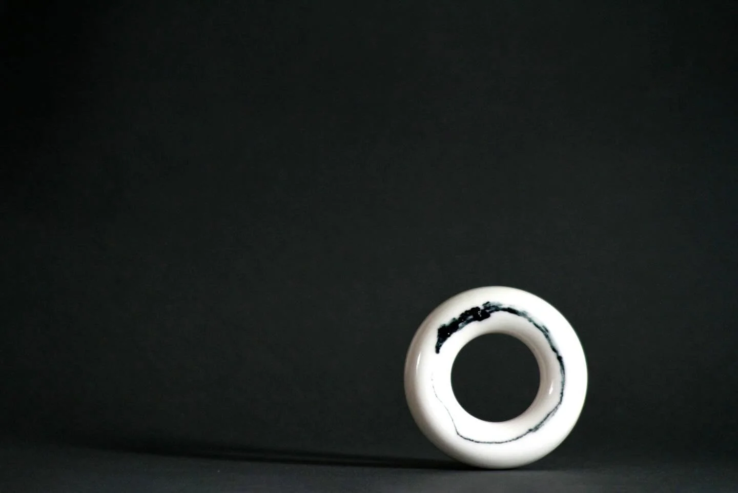 what do you see?

-

#porcelain #ceramics #fineart #pottery #handmade #line #dragon #infinity