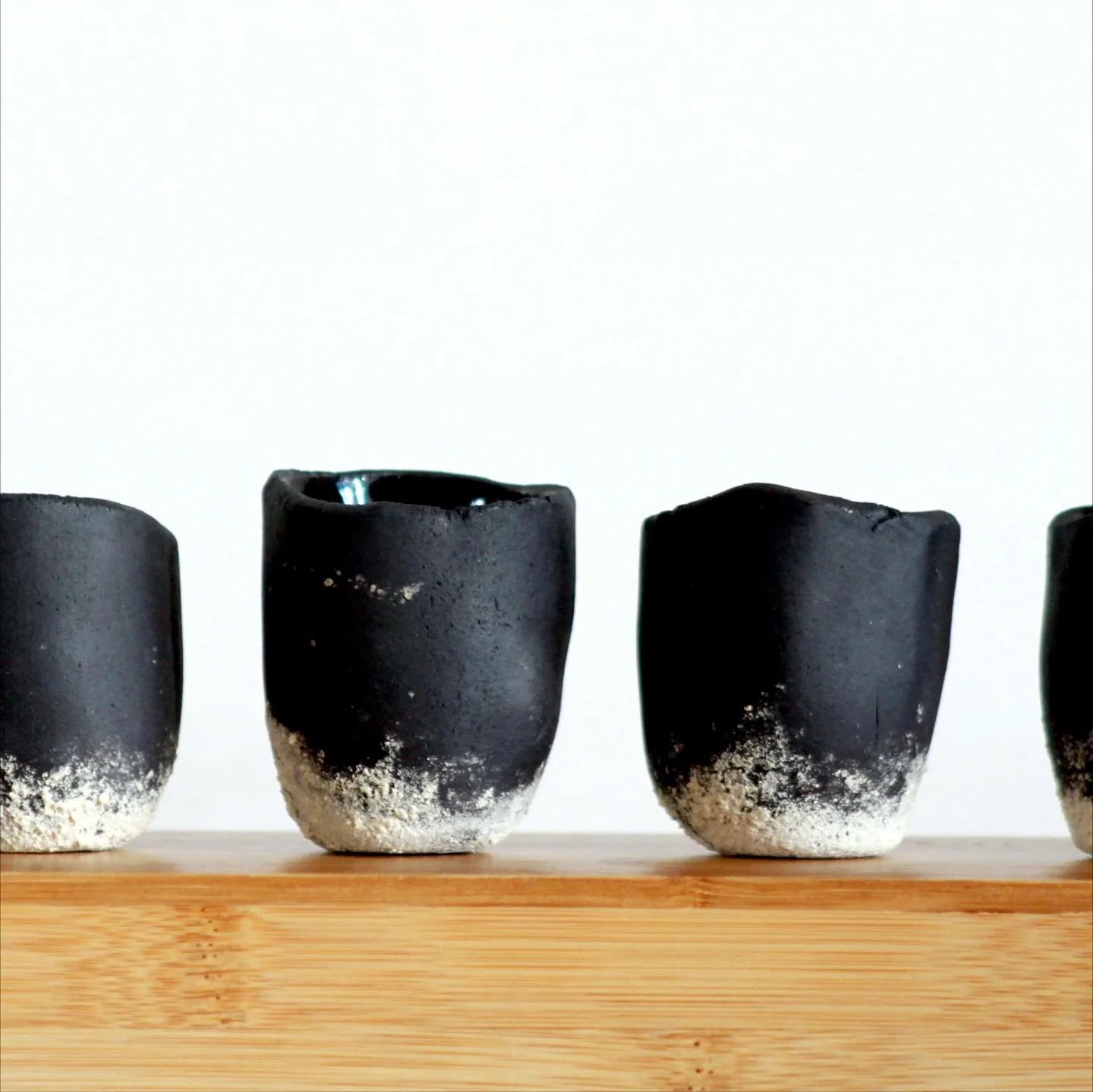 U .  Sandy bottom sake cups .  U

Small, affordable items are yours &mdash; this weekend @the_clay_garden Twickenham, 29-30th Nov, 12:30-5:30pm

&mdash; Free Entry
&mdash; dogs welcome
&mdash; 20+ artists
&mdash; Festive raffle
&mdash; Kid&rsquo;s lu