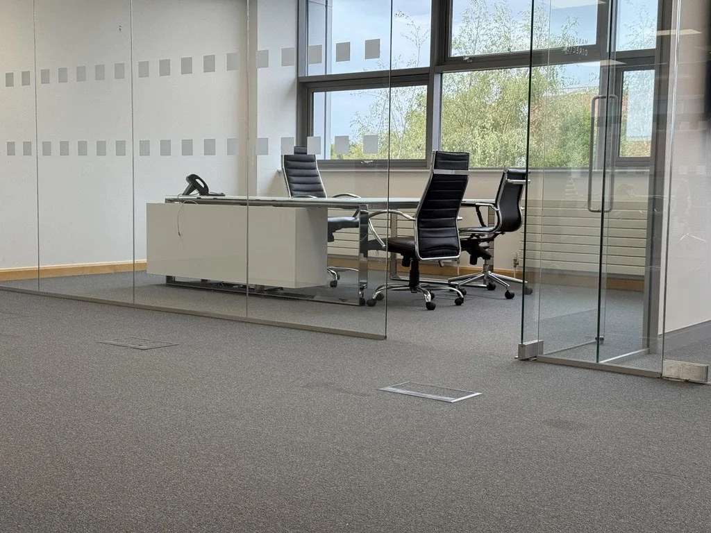 This office is available – Call Stuart on 07970 106620