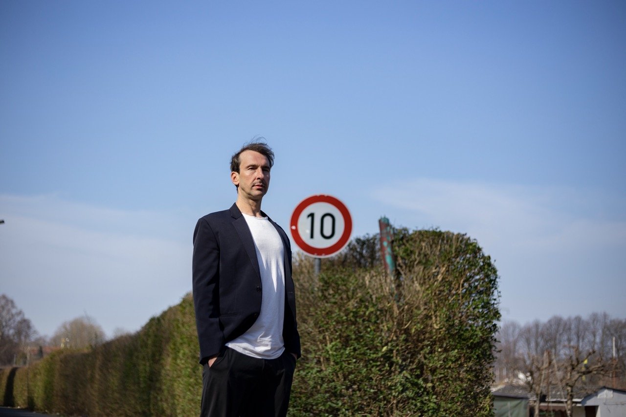 Thomas Ploch ernst guckend, weil er sauer ist auf die Riester Rente