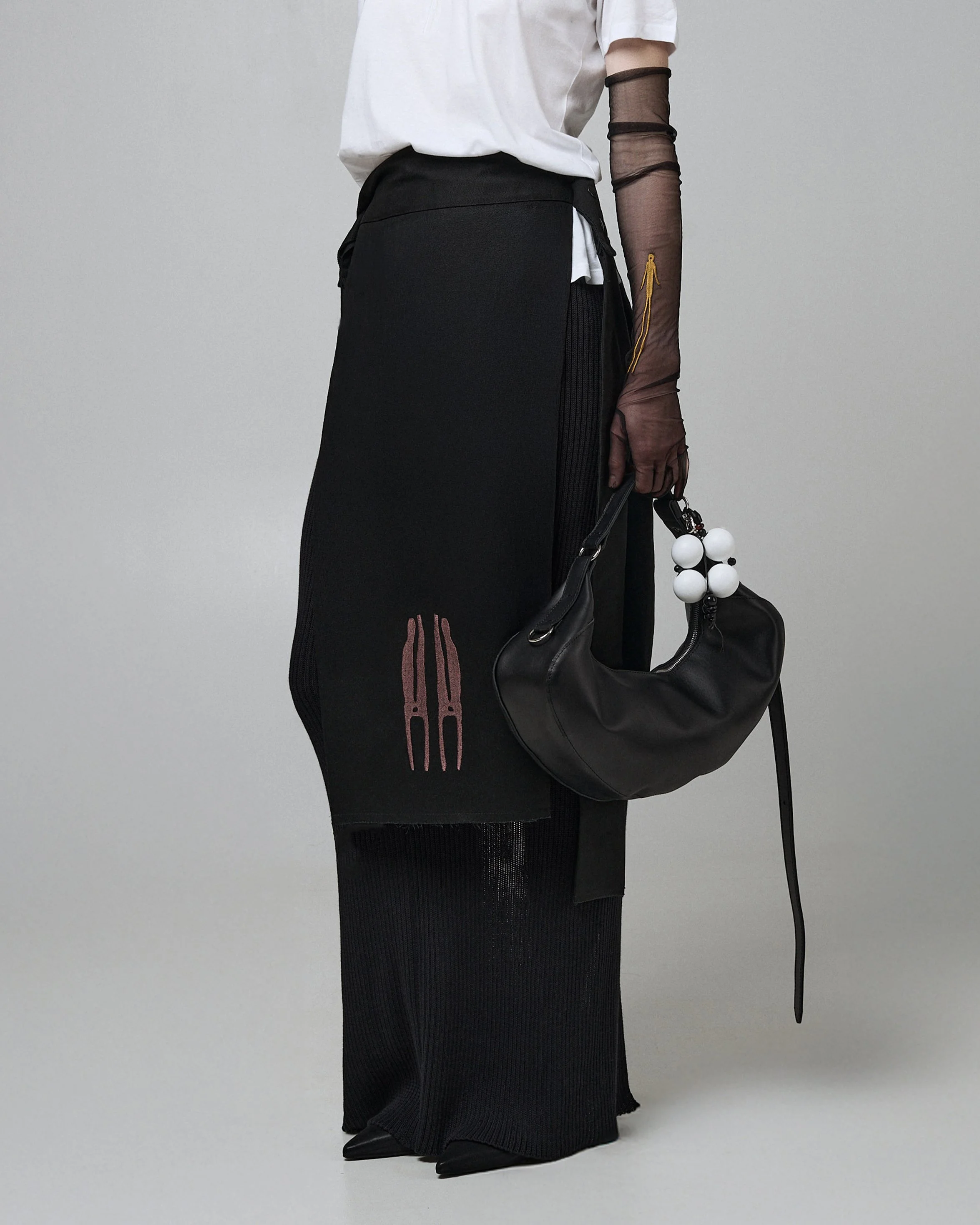 APRONSKIRTCLOSEUP3.jpg