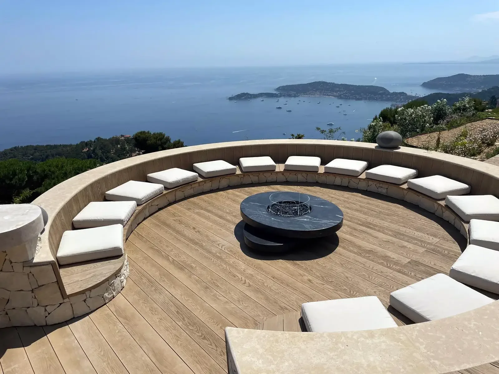 pool-lights-lighting-french-riviera- èze-electrician-5.webp