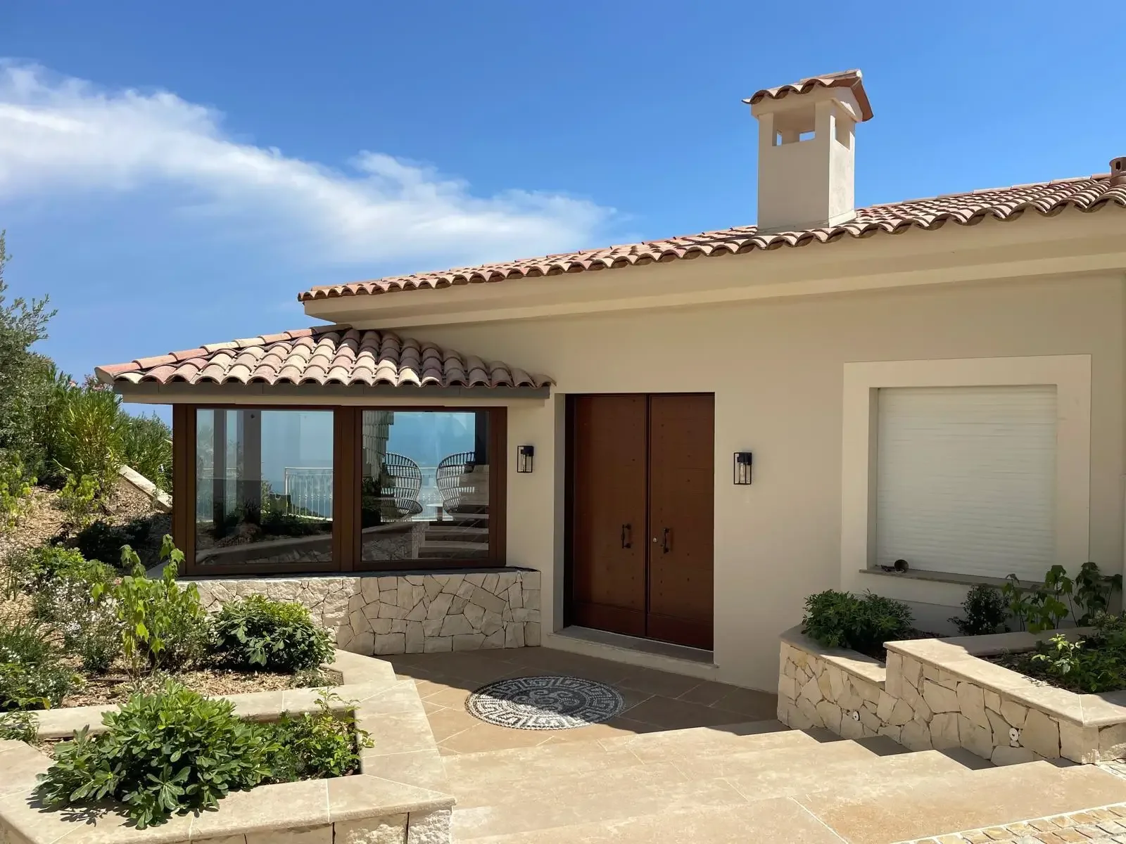 pool-lights-lighting-french-riviera- èze-electrician-8.webp