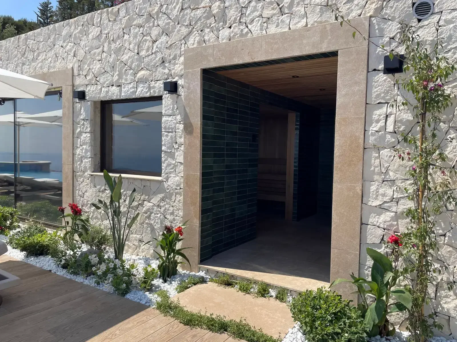 sauna-lights-lighting-french-riviera- èze-electrician-1.webp