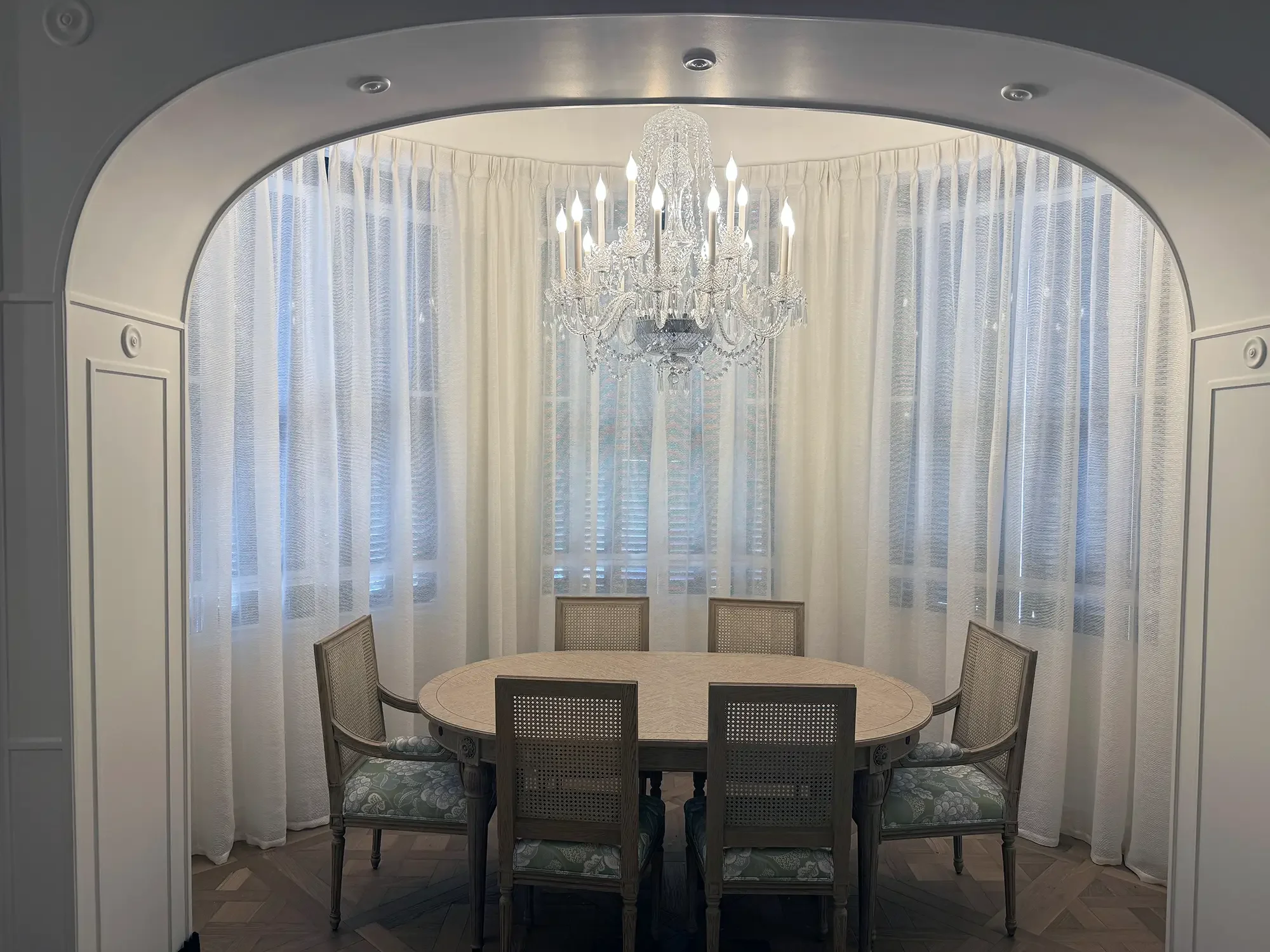 dining-room-lights-lighting-french-riviera- beaulieu-electrician-3.webp