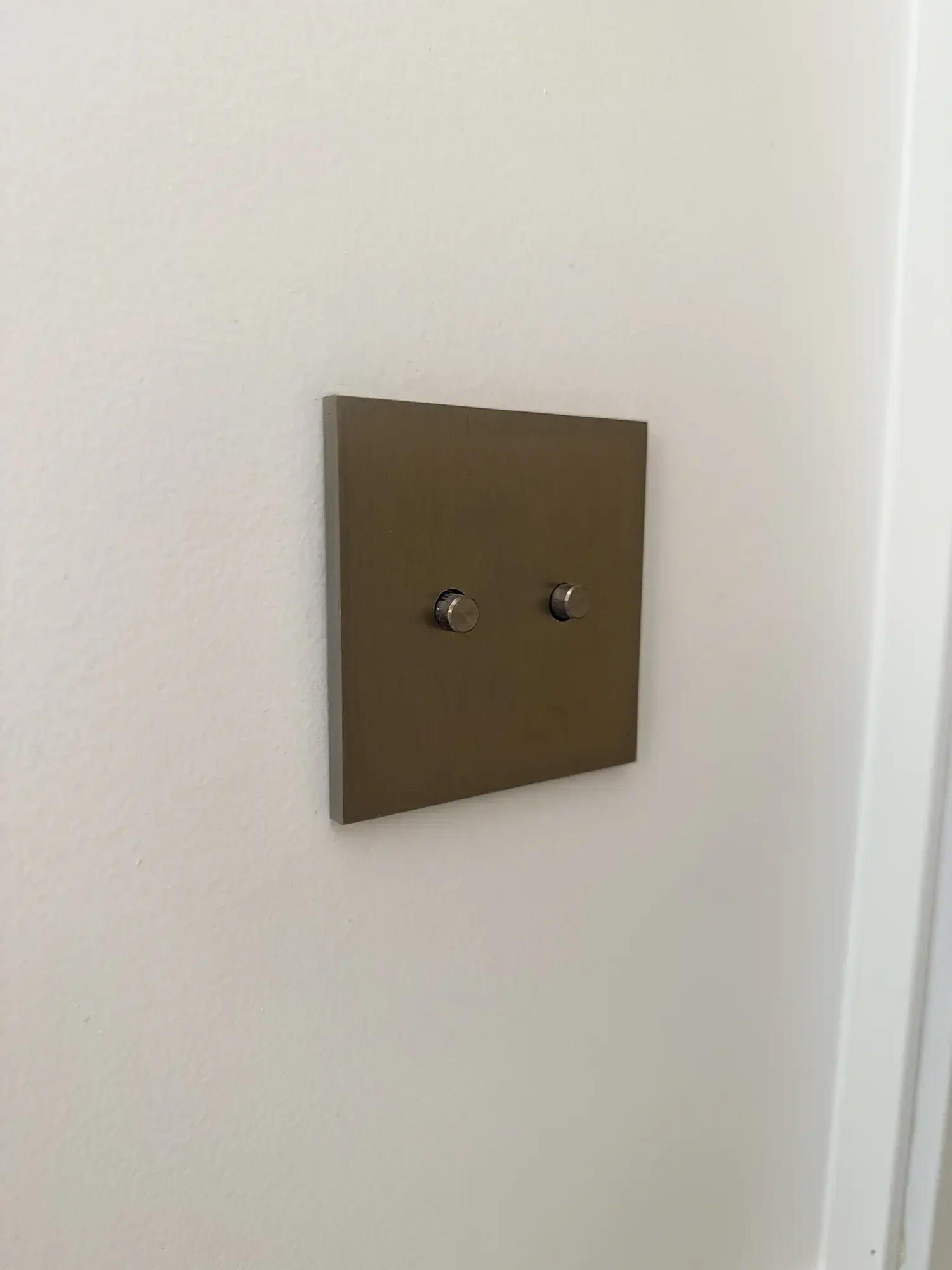 orsteel-lights-lighting-french-riviera- beaulieu-electrician-1.webp