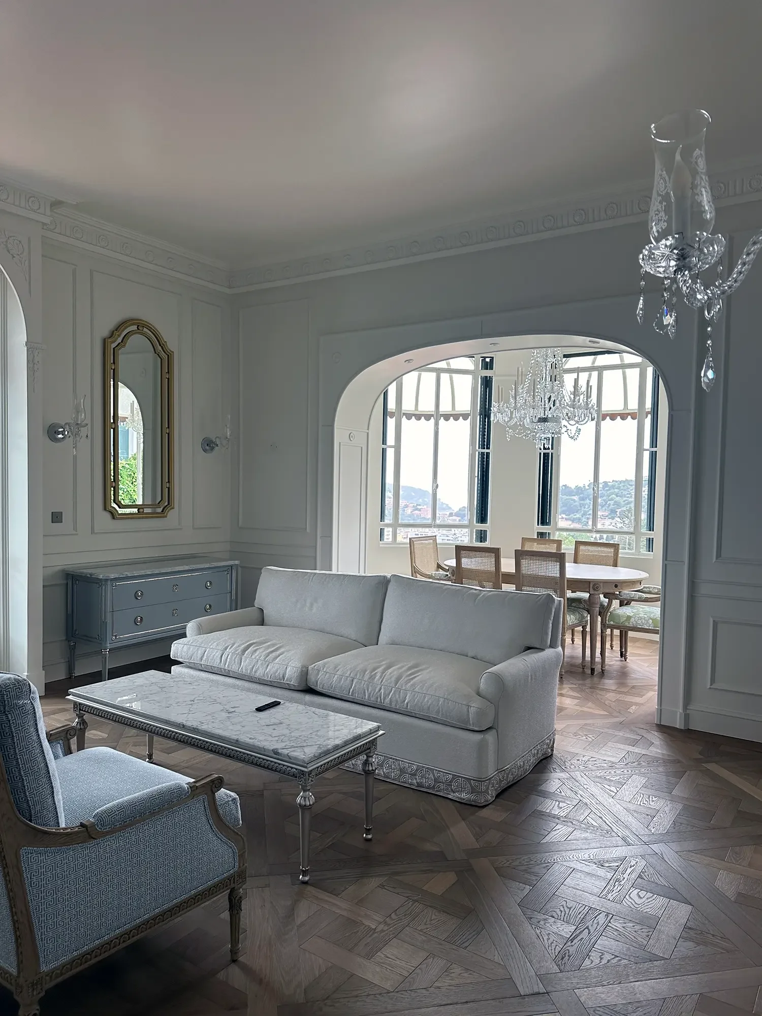 salon-lights-lighting-french-riviera- beaulieu-electrician-2.webp