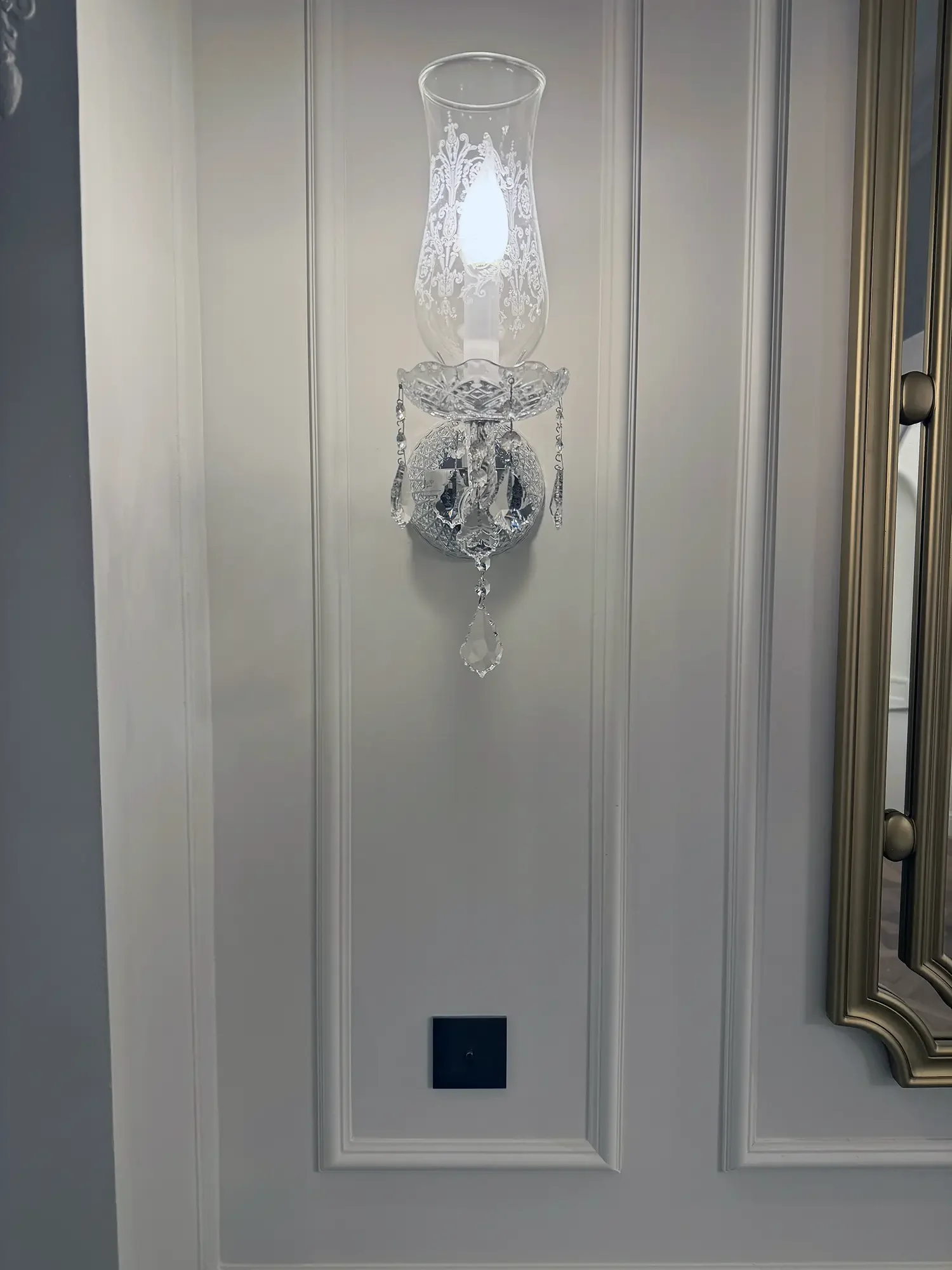 salon-lights-wall-lights-lighting-french-riviera- beaulieu-electrician-1.webp