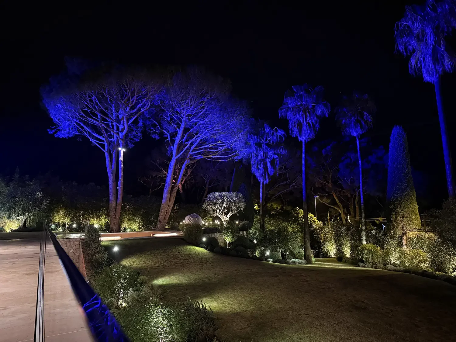 garden-lights-lighting-saint-jean-cap-ferrat-electrician-4.webp
