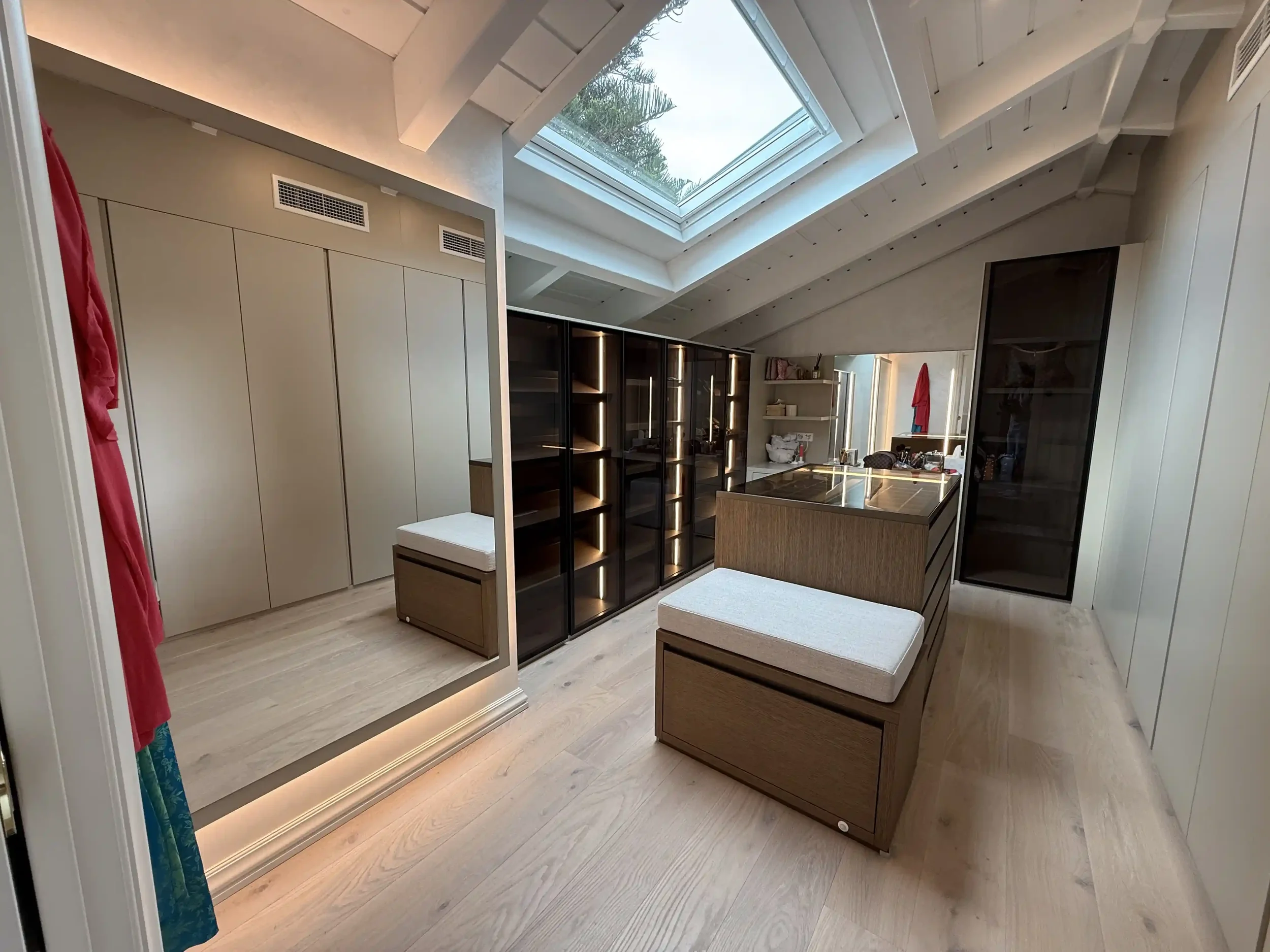 Electrician Design Beaulieu walk in wardrobe.webp
