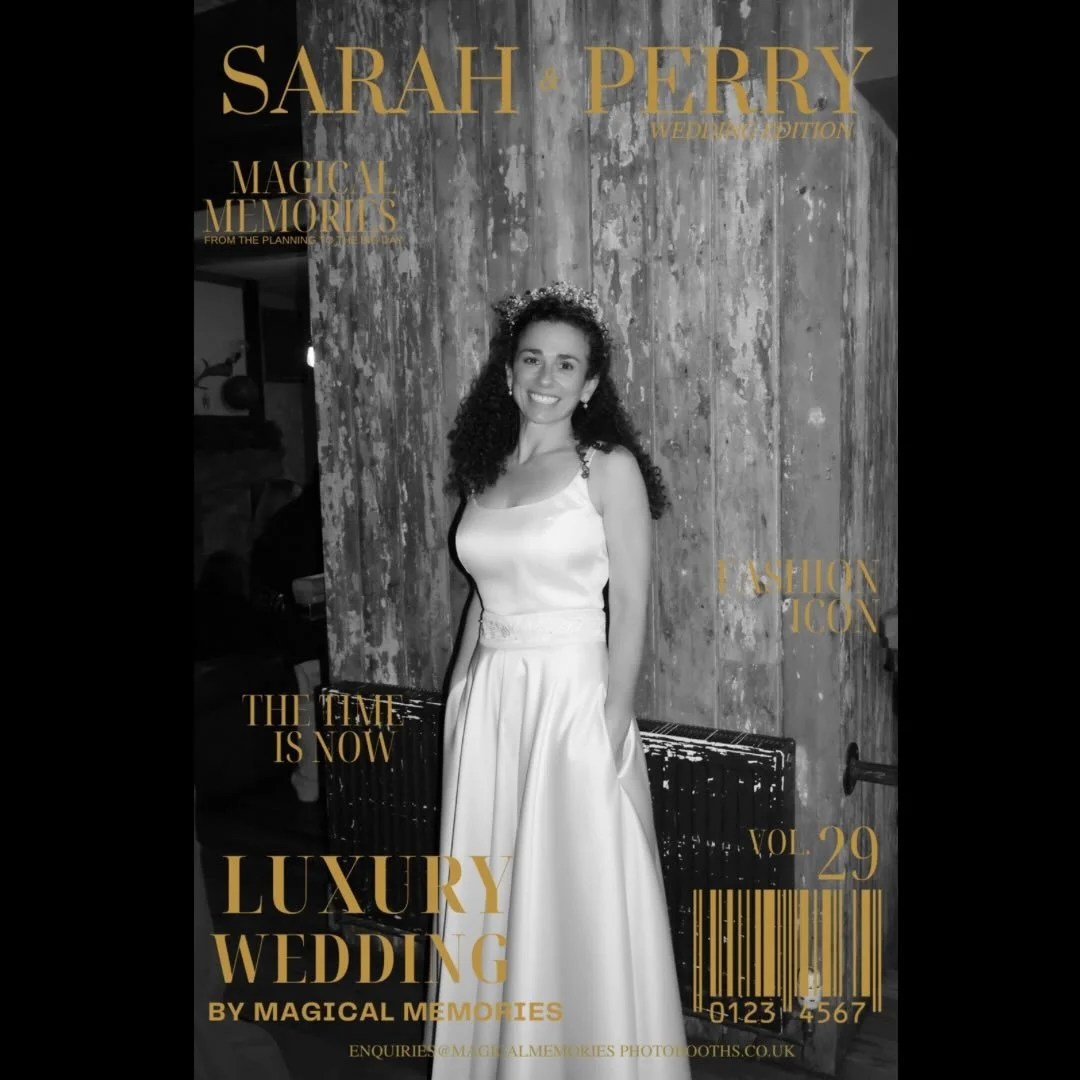 We had our Roaming Booth out with our magazine overlay for Sarah and Perry&rsquo;s wedding ✨ what a beautiful evening @thecrownthistle ✨