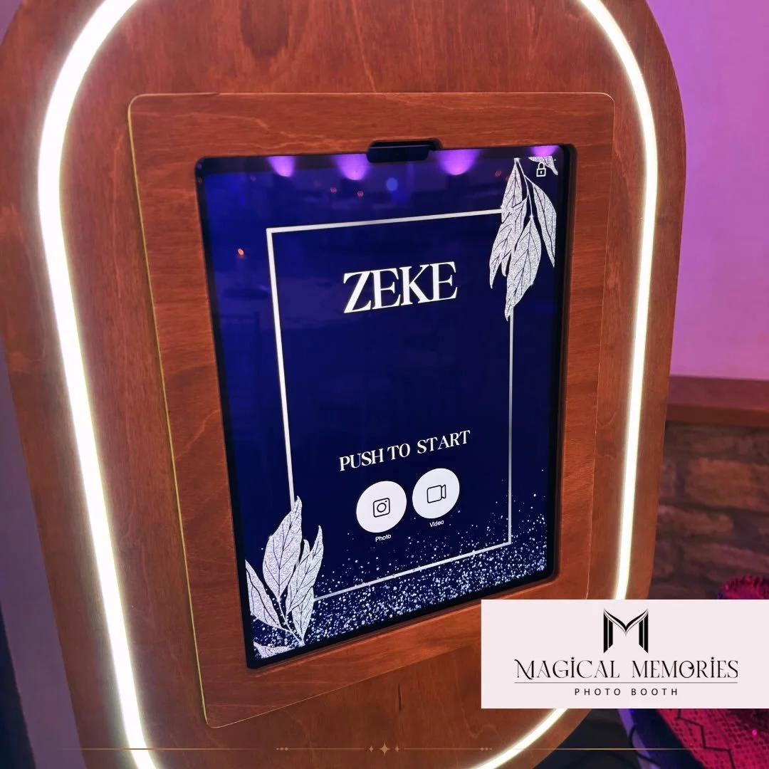 The Vintage Pod and Audio guestbook out at the stunning @wortonhall such a beautiful venue for any event ✨