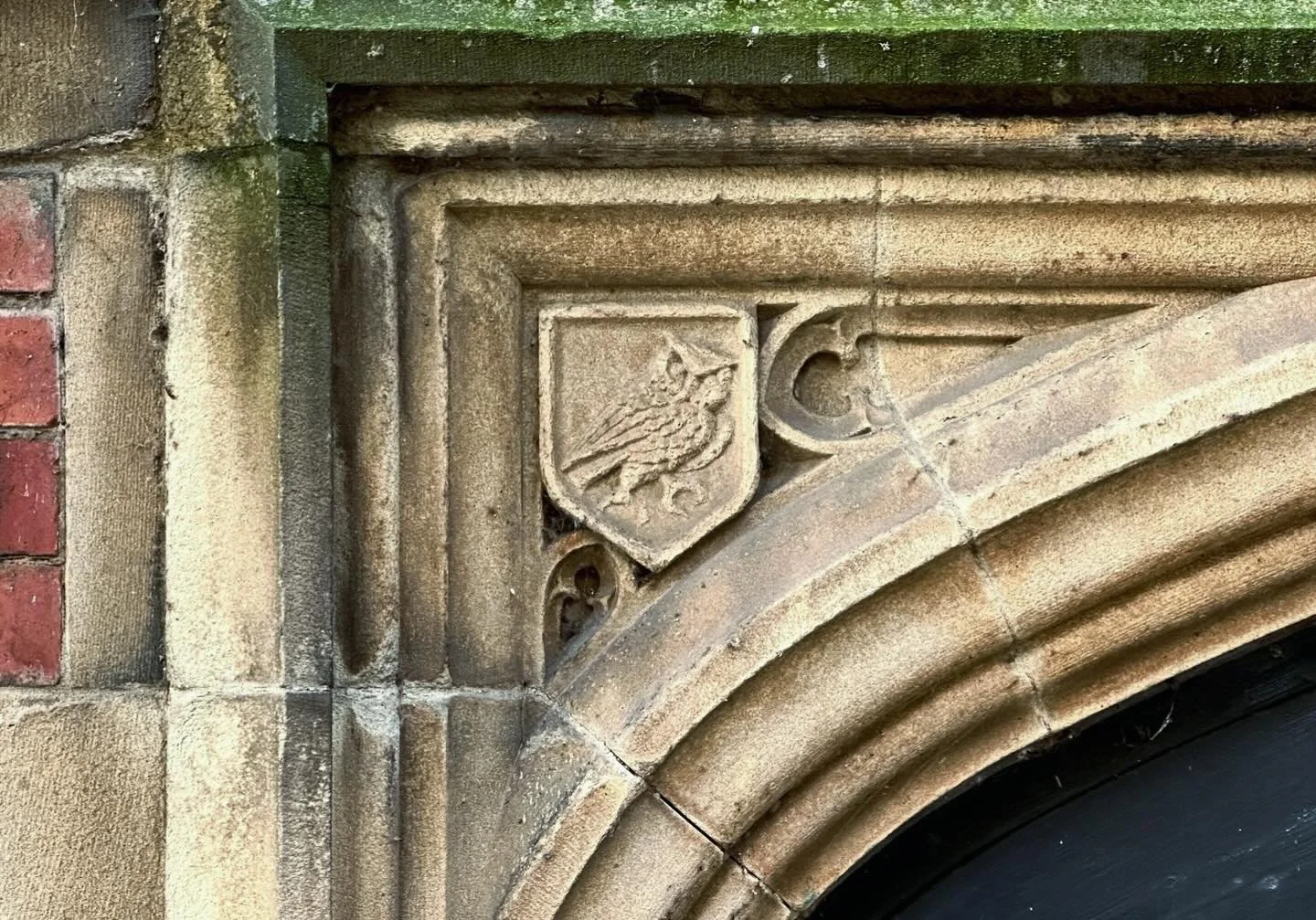 Why are there owls carved into the walls of Chetham&rsquo;s School of Music? It&rsquo;s a detail a lot of people miss&hellip; but once you spot them, they&rsquo;re everywhere. What&rsquo;s the story behind them?

(Hint: try looking up the Manchester 