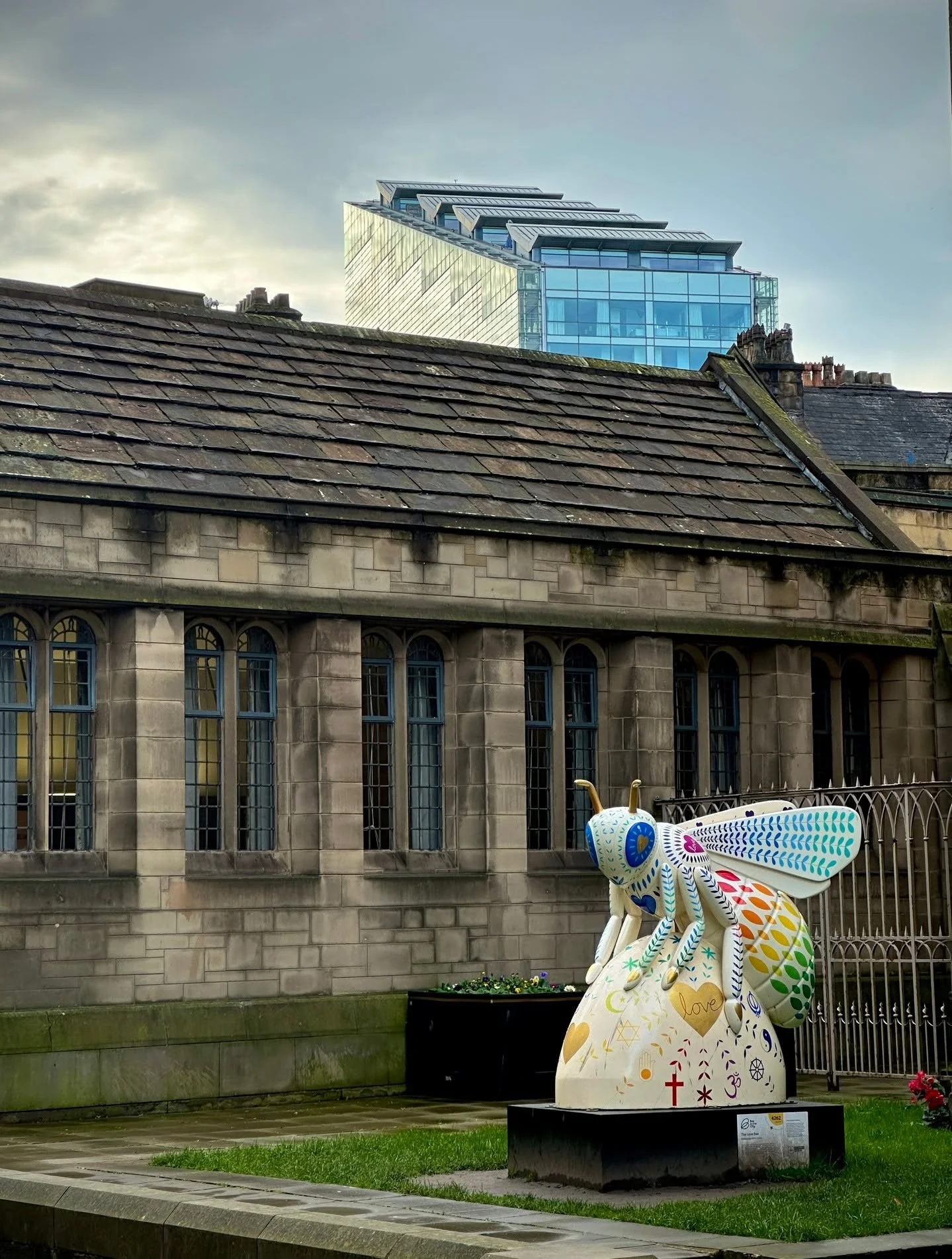 On our walking tours, we always mention the symbolic bees scattered across the city... some subtle, some not so!

🐝&hellip;&hellip;.

The bee was added to Manchester&rsquo;s coat of arms back in 1842. In those early industrial days, the mills, facto