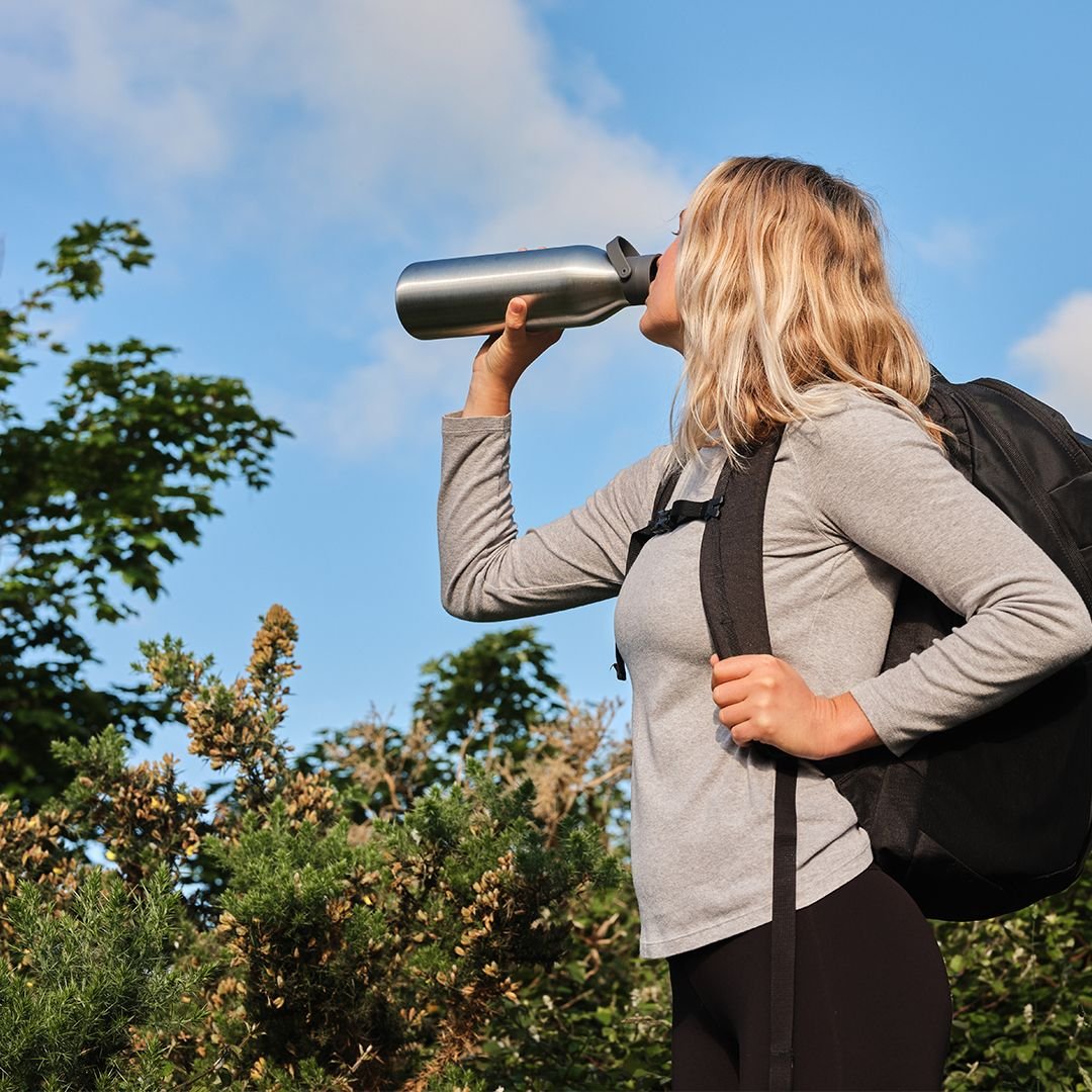 Circular-Water-Bottle-Product-Website-Images_Storm-Grey_750ml-06.jpg
