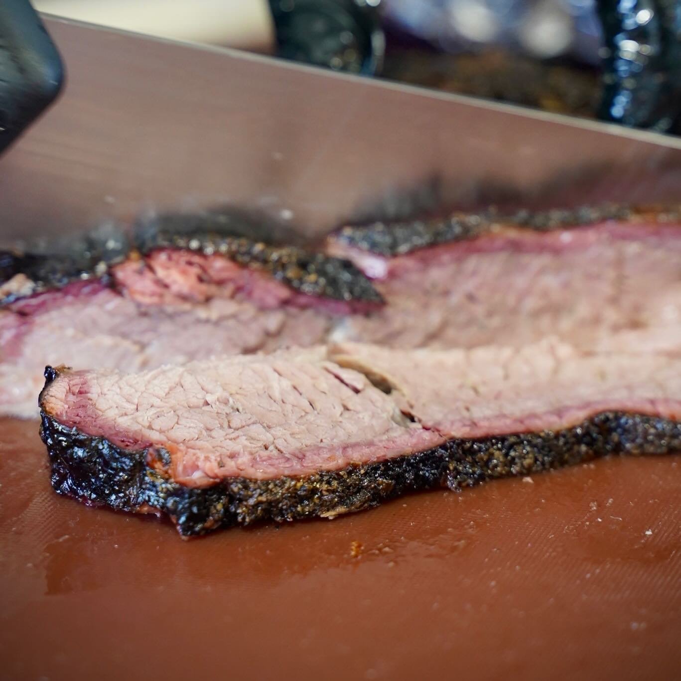 Tender moments, festive flavors! ✨🎄🐂 There&rsquo;s still time to submit your holiday brisket or rib order. The ultimate holiday party or dinner meal to bring some of the Old Florida magic to your table! 

📲 DM us your custom holiday order 

#JoeTh