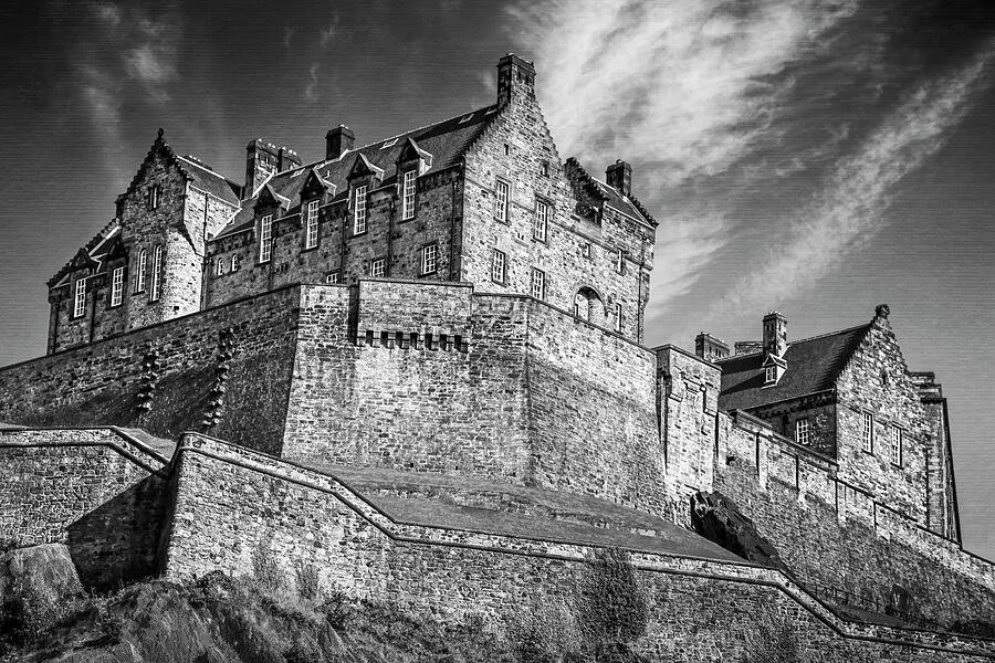 landmarks-of-scotland-edinburgh-castle-black-and-white-carol-japp.jpg