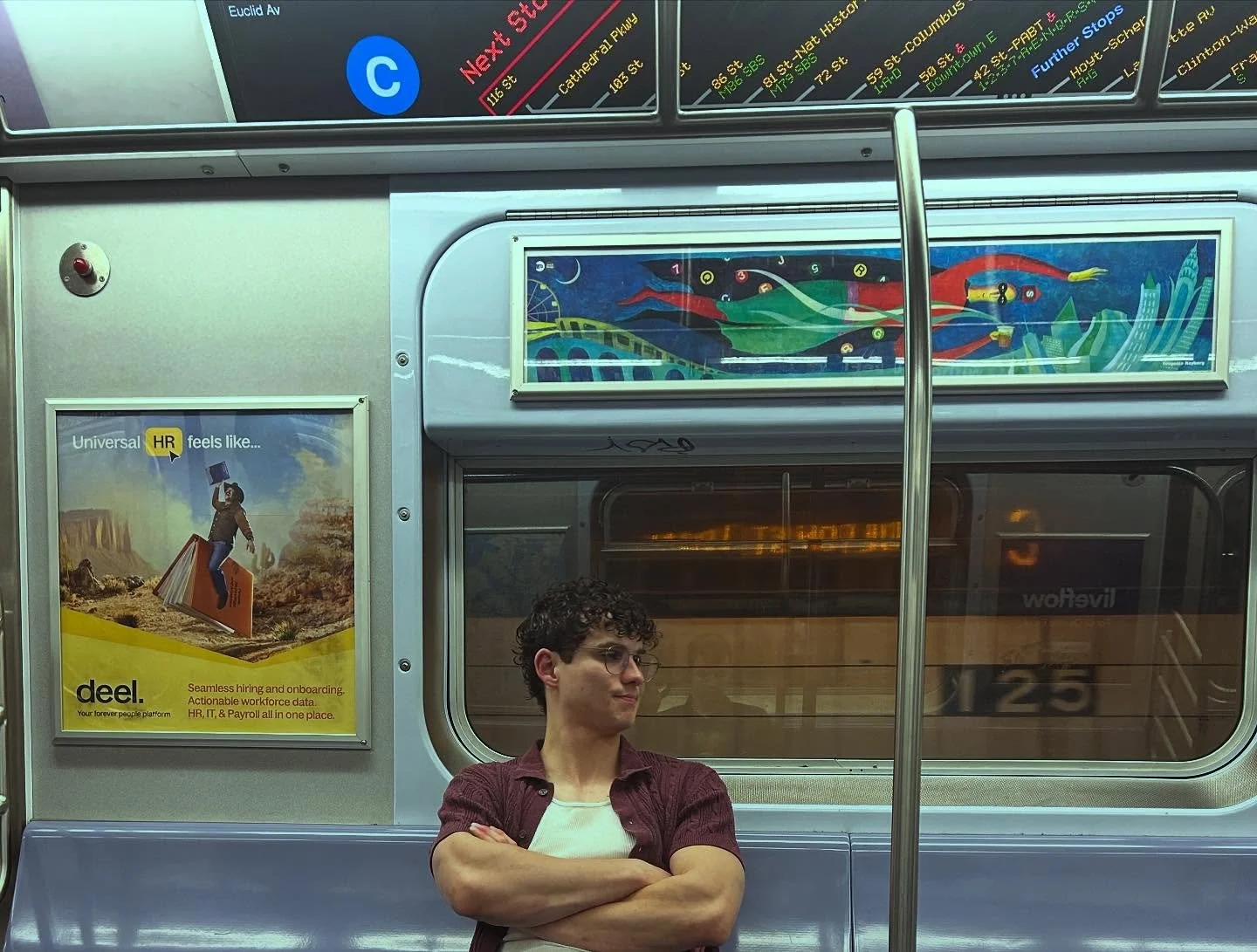 Her name is Hazel 
.
.
.
.
.
.
.
.
.
.
#newyorkcity #actor #subway