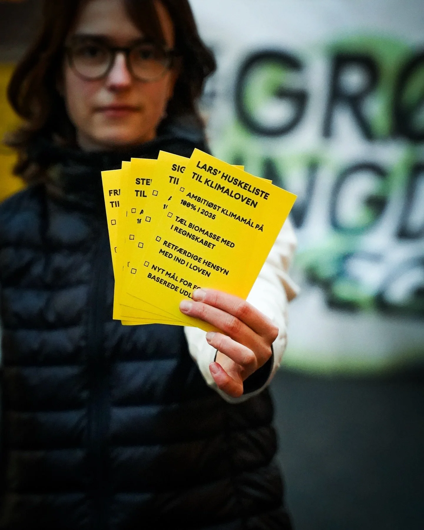 Alternative forhandlinger om Klimaloven! I dag havde vi indkaldt alle forhandlingsparterne til at deltage i alternative forhandlinger om klimaloven. En diskussion om de n&oslash;dvendige handlinger &ndash; ikke dem regeringen finder belejlige. 

Tak 