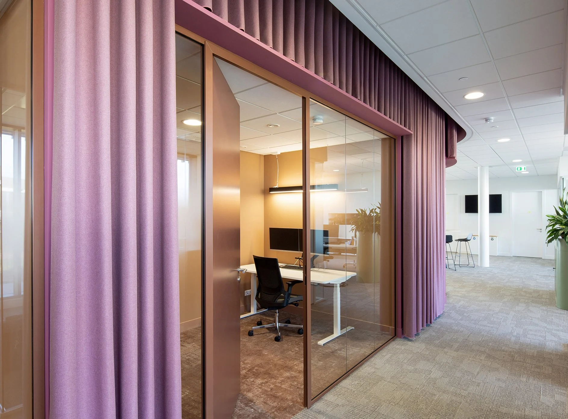 interieurfotografie van werkplek omgeving Eindhoven Brainport