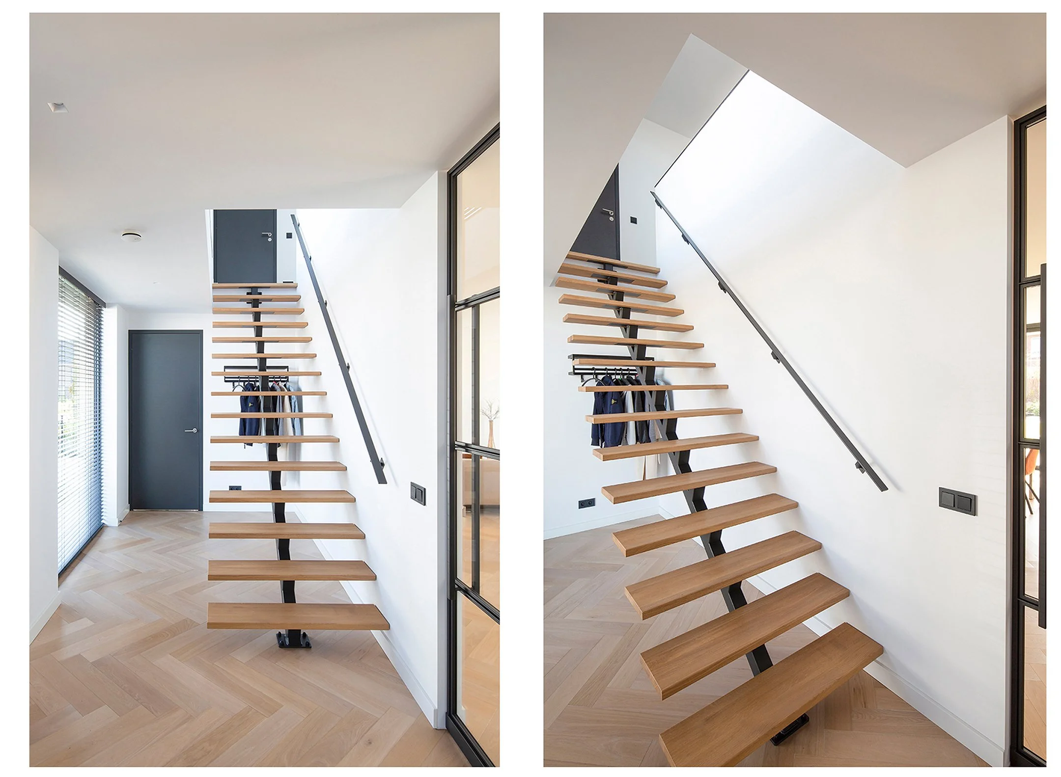 Een modern interieur met een houten open trap zonder balustrade, gekleurd in hout en zwart. Op de onderkant hangen jassen en tassen.