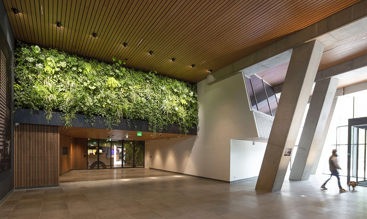 interieurfotografie van Brutalistische architectuur voor Donkergroep Eindhoven