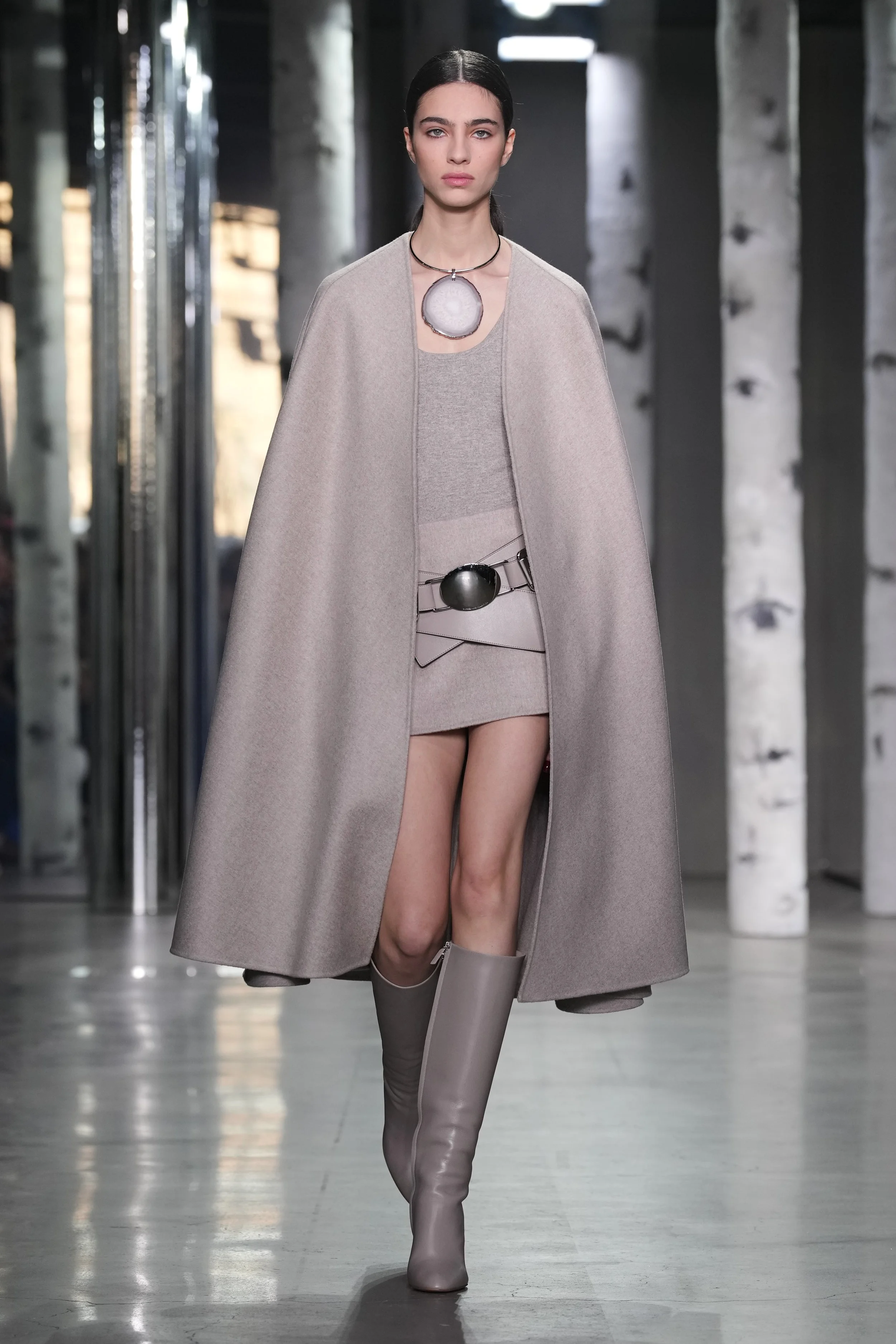 FW23_MKC_LOOK_2x3_5.jpg