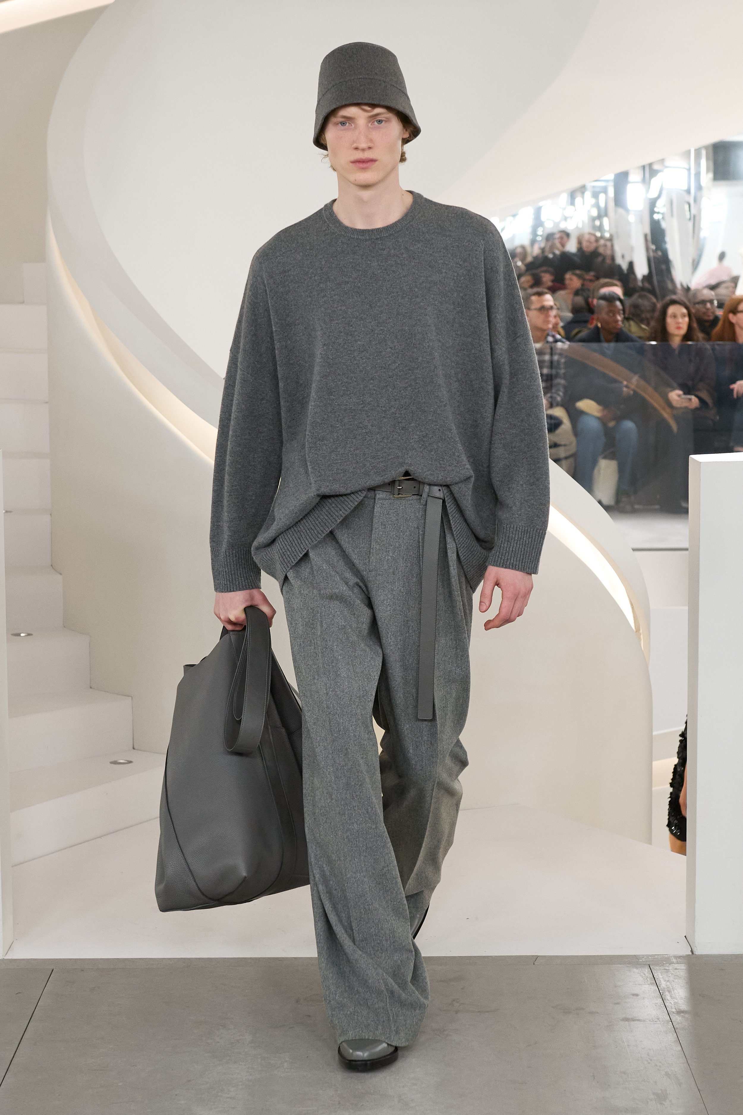 FW24_MKC_LOOK_2x3_31.jpg