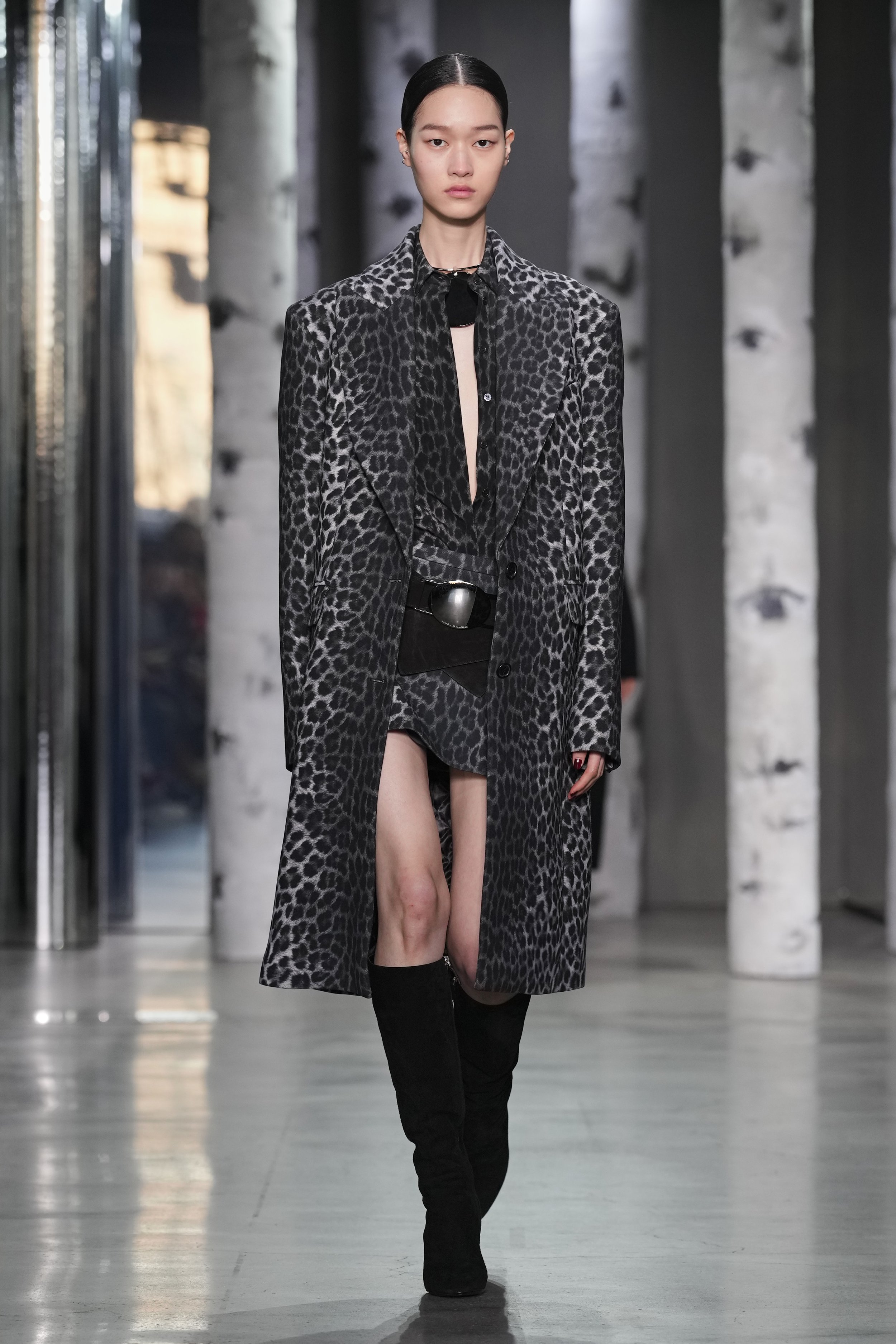 FW23_MKC_LOOK_2x3_48.jpg